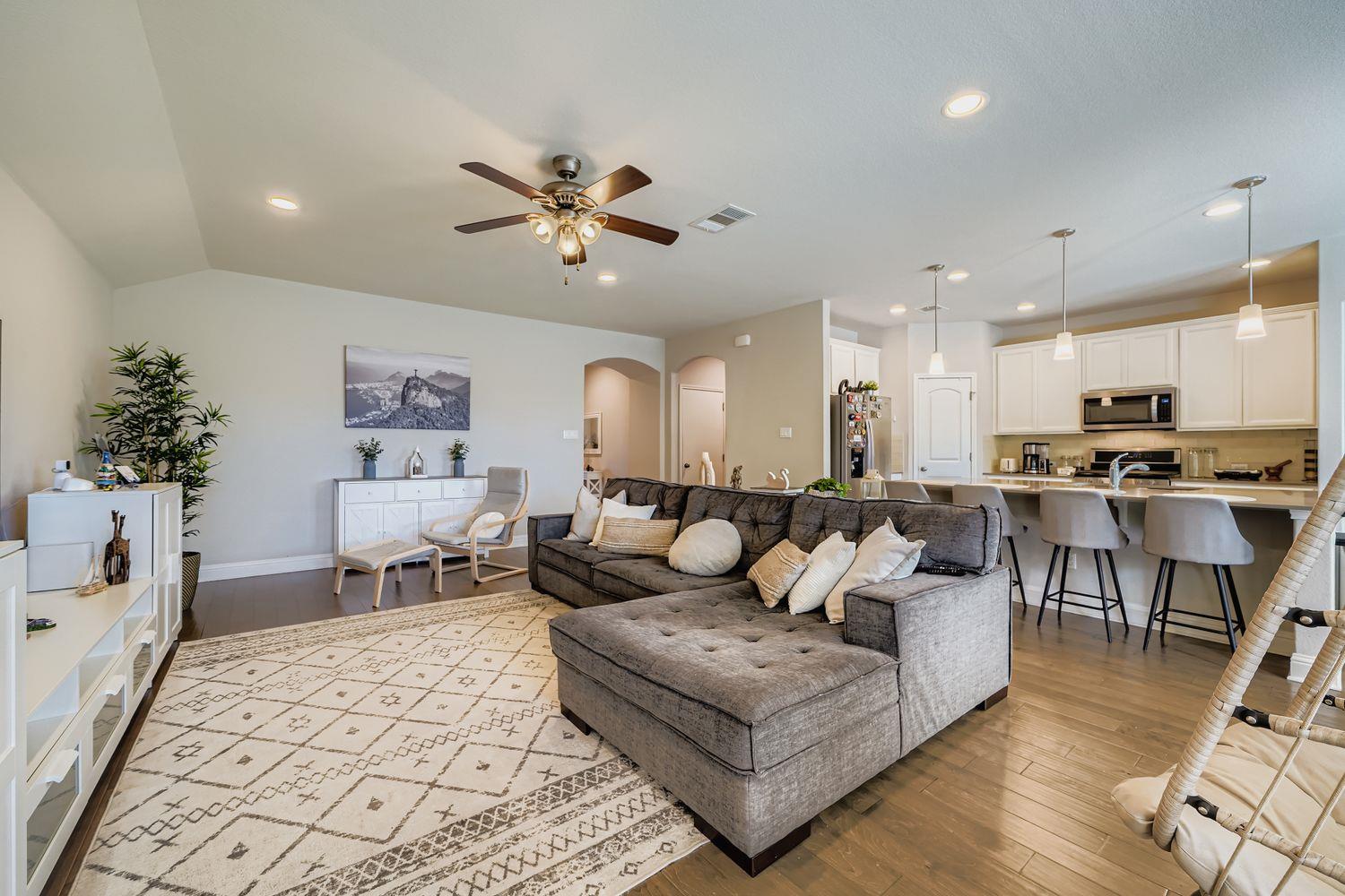 3313 De Torres Cir, Round Rock, TX 78665