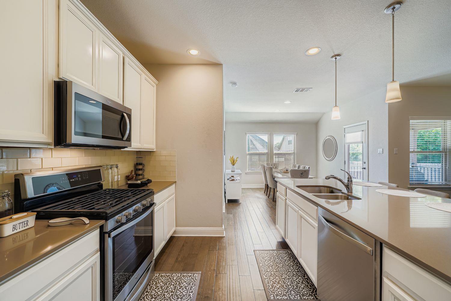 3313 De Torres Cir, Round Rock, TX 78665