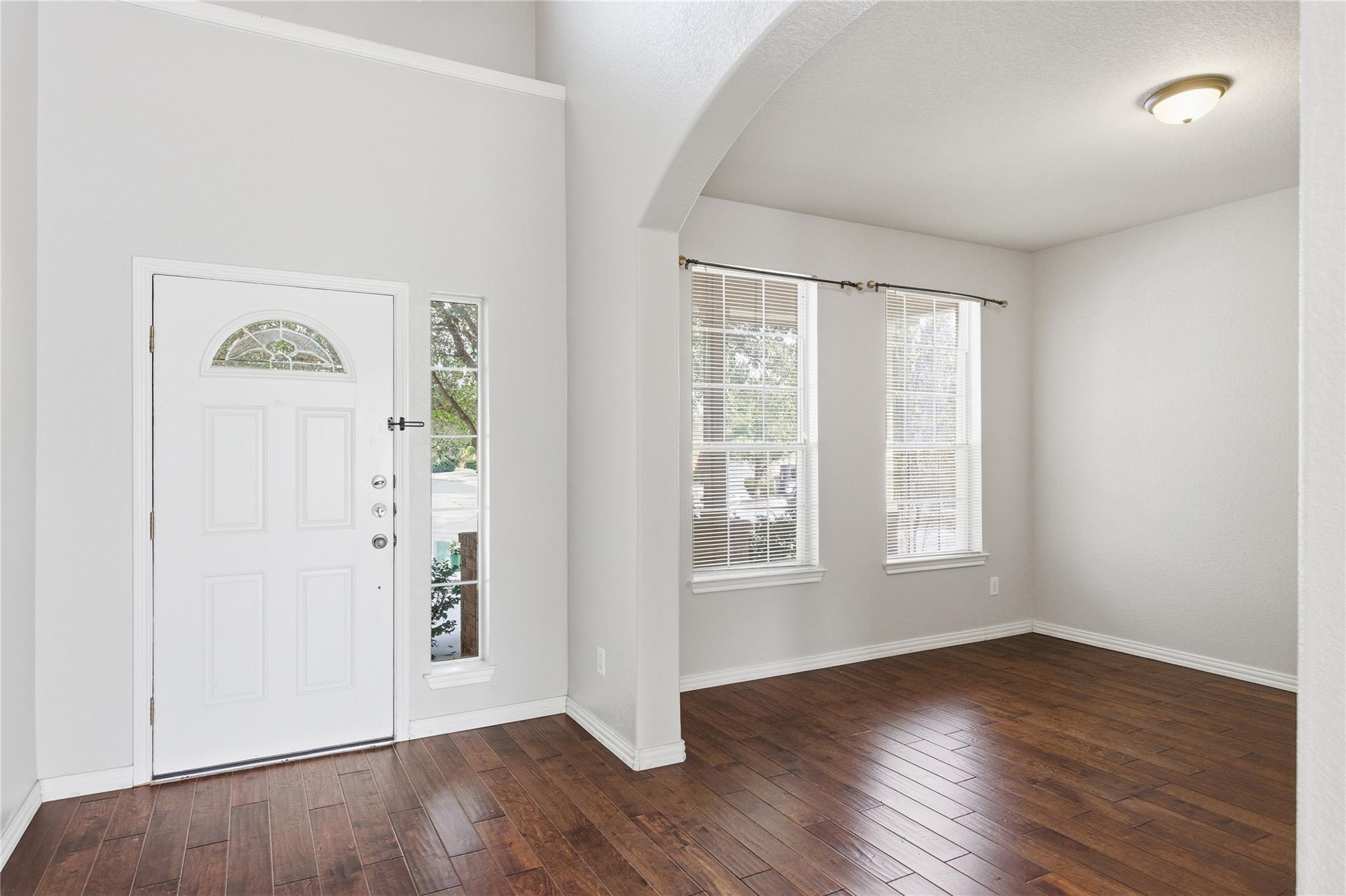 4410 Meadowside Ln, Round Rock, TX 78665