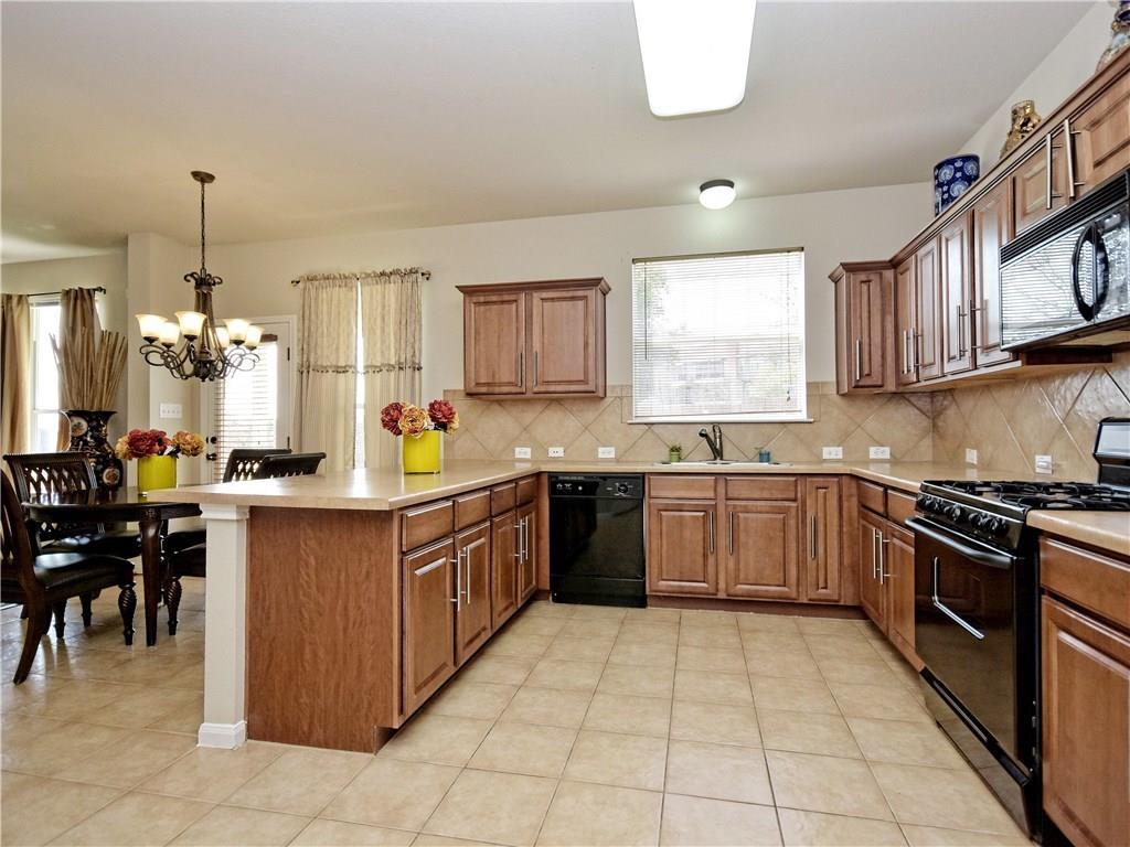 4410 Meadowside Ln, Round Rock, TX 78665