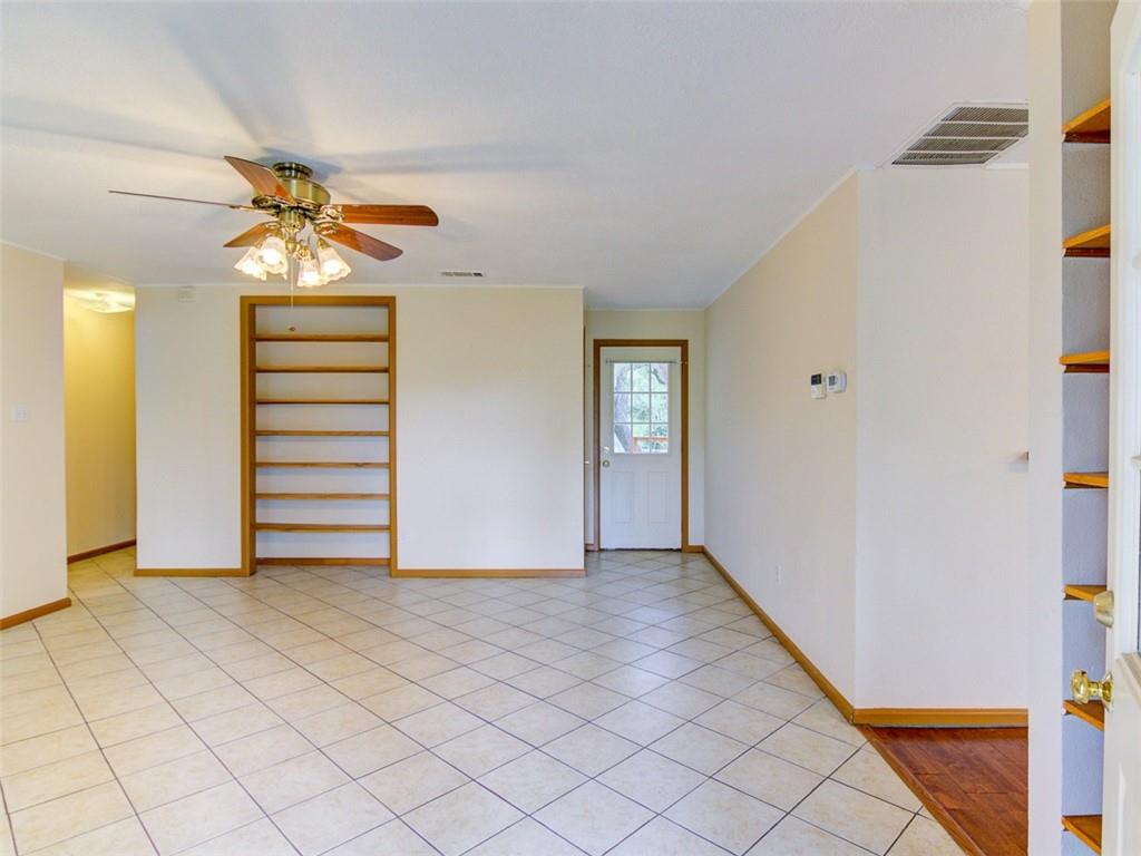 1600 San Juan Dr, Austin, TX 78733