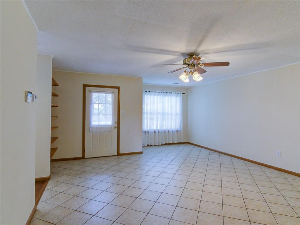 1600 San Juan Dr, Austin, TX 78733