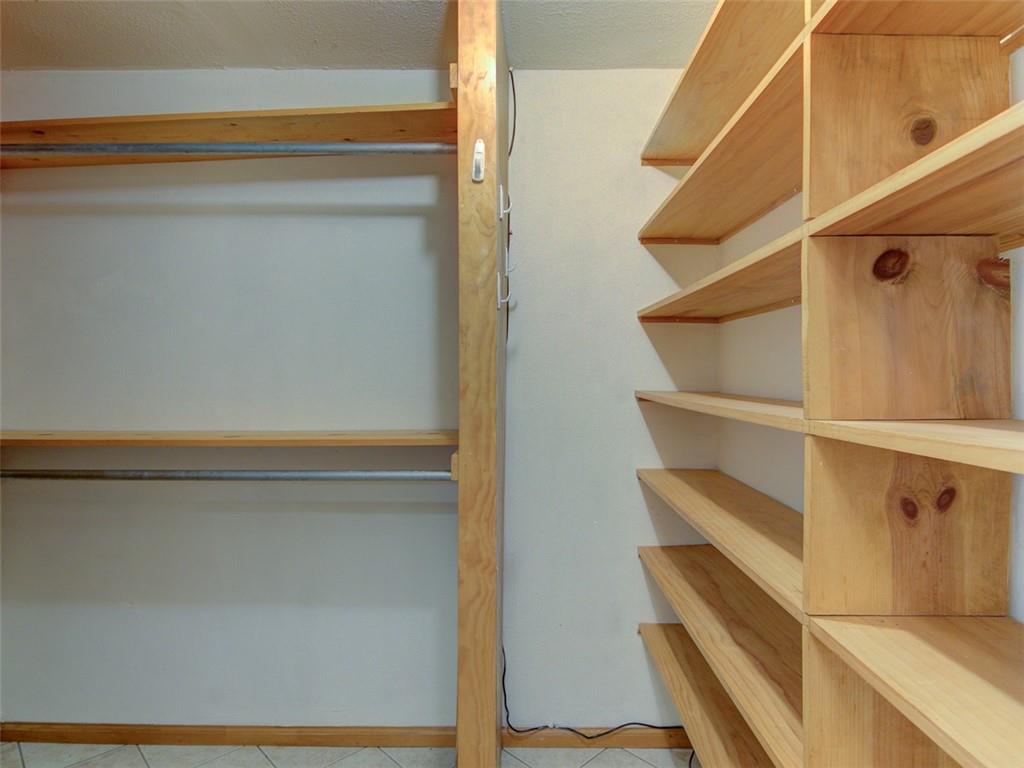 1600 San Juan Dr, Austin, TX 78733