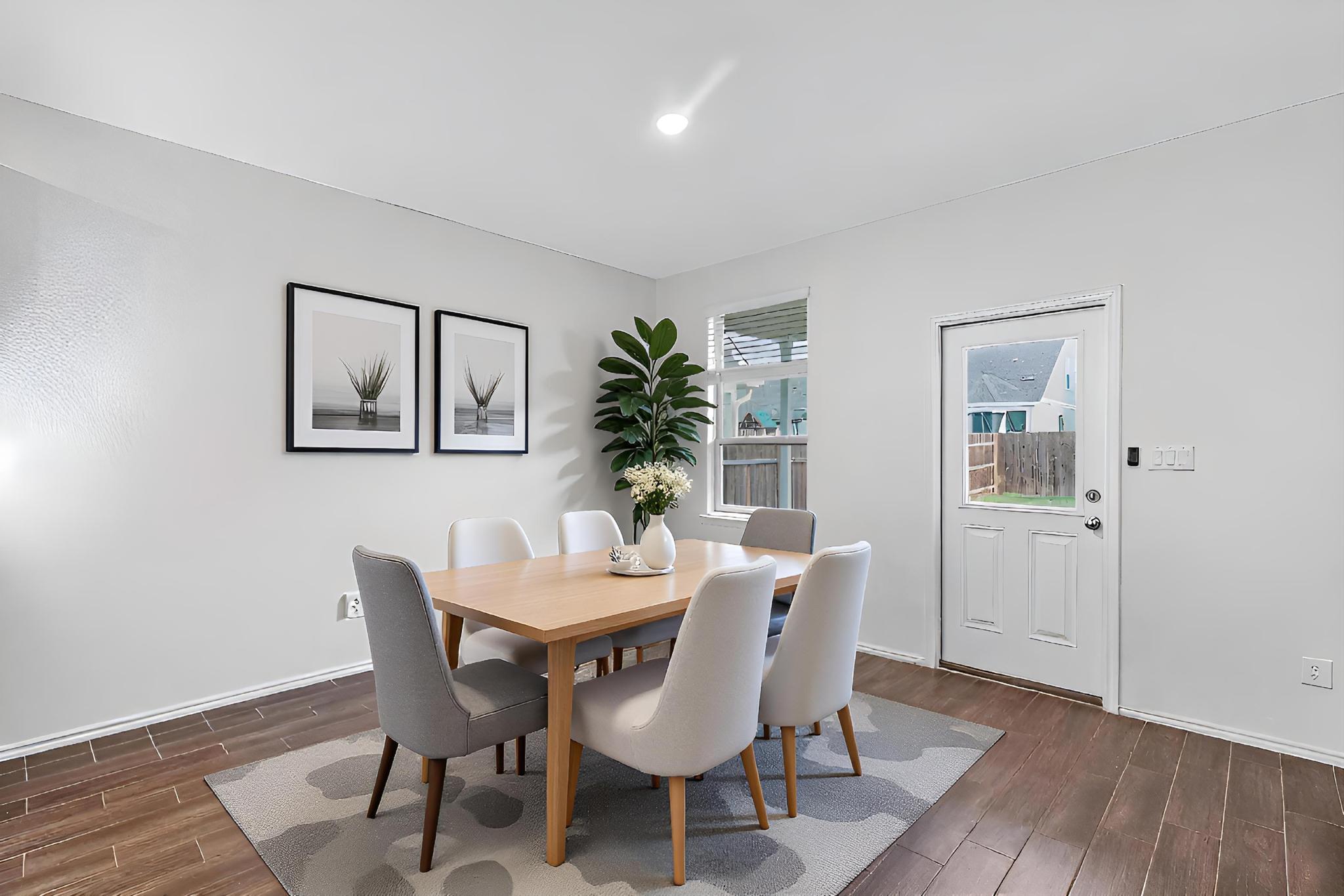 128 BANYON Dr, Liberty Hill, TX 78642