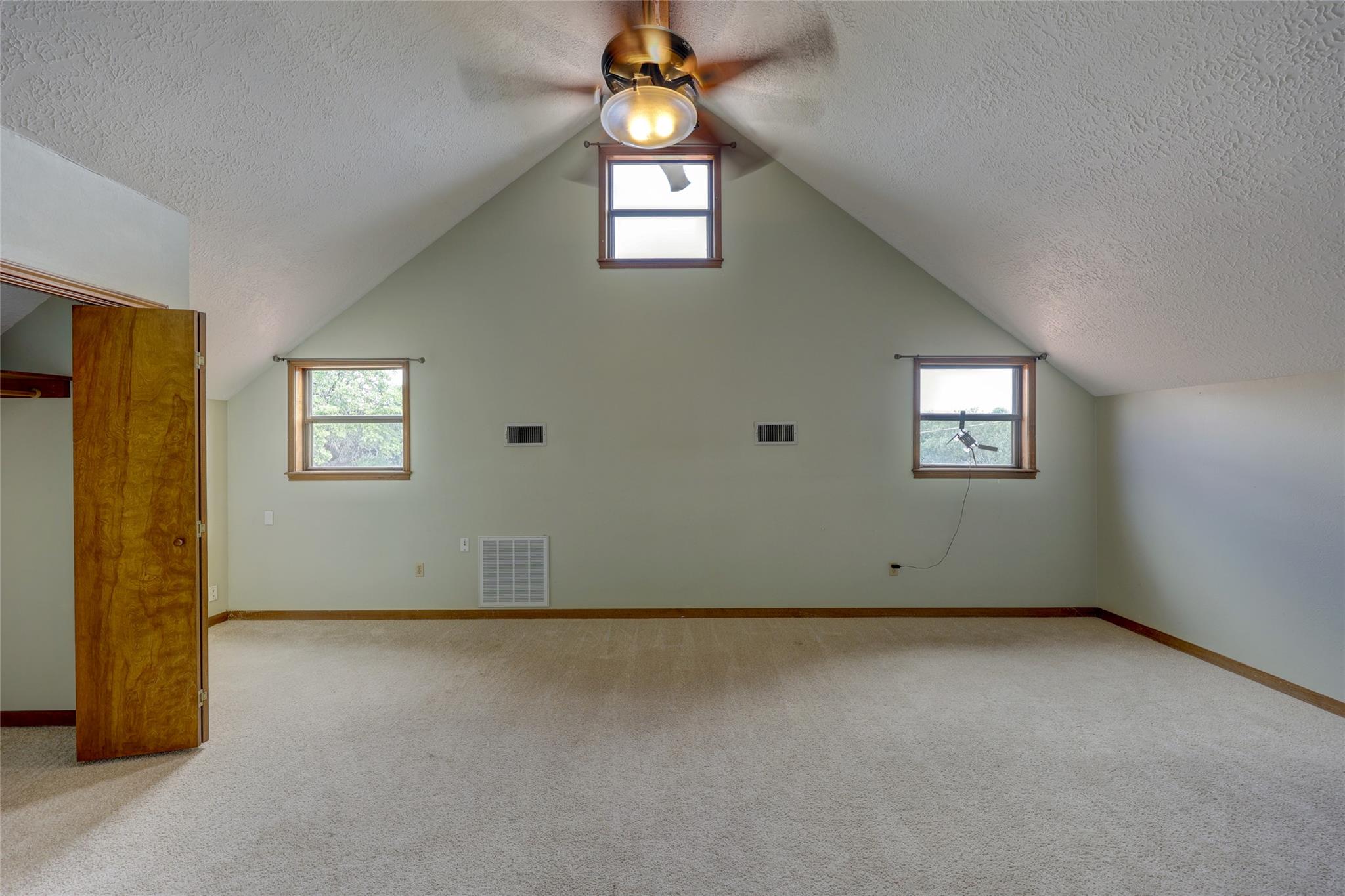 111 Circle Dr, Wimberley, TX 78676