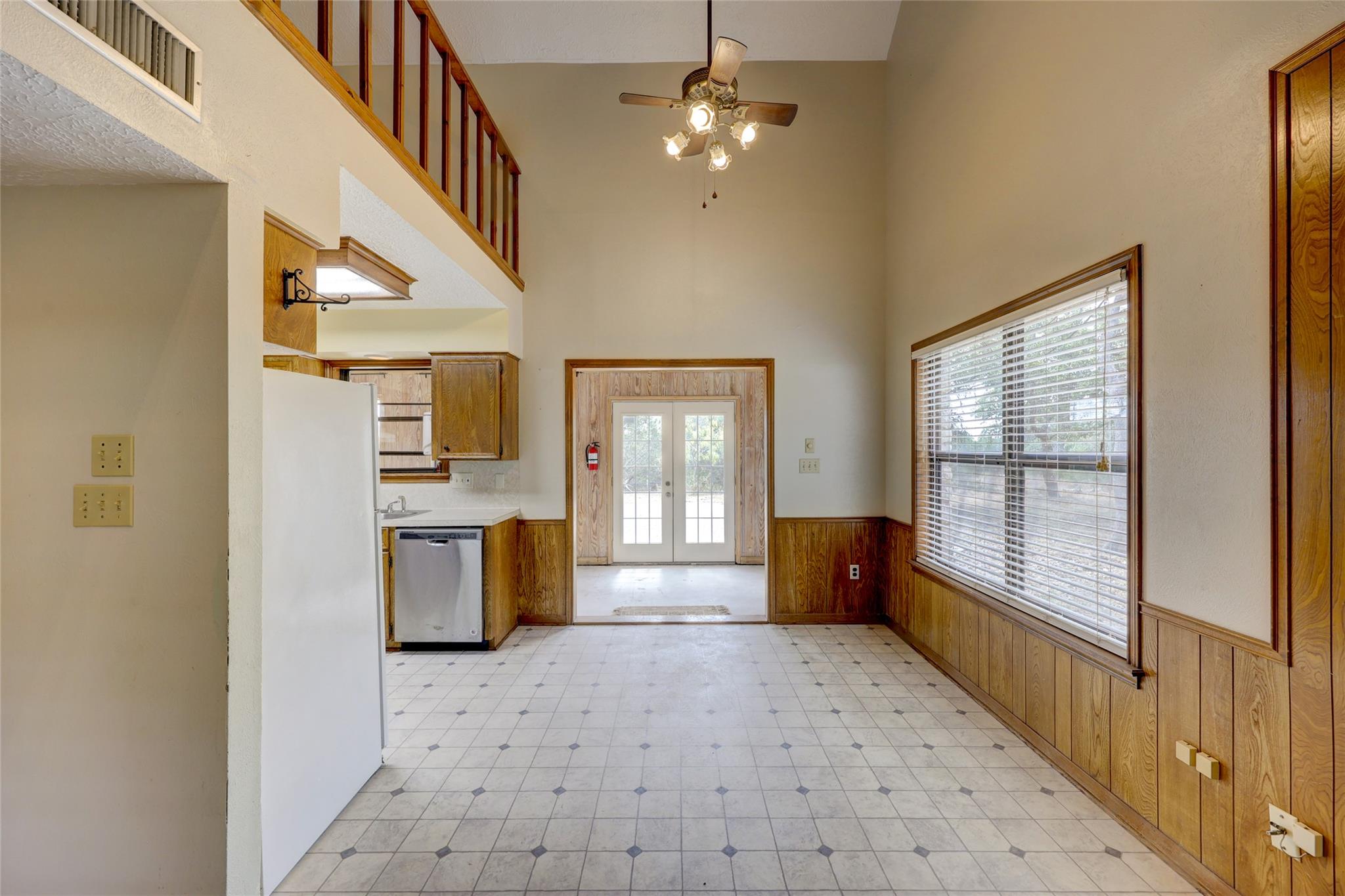 111 Circle Dr, Wimberley, TX 78676