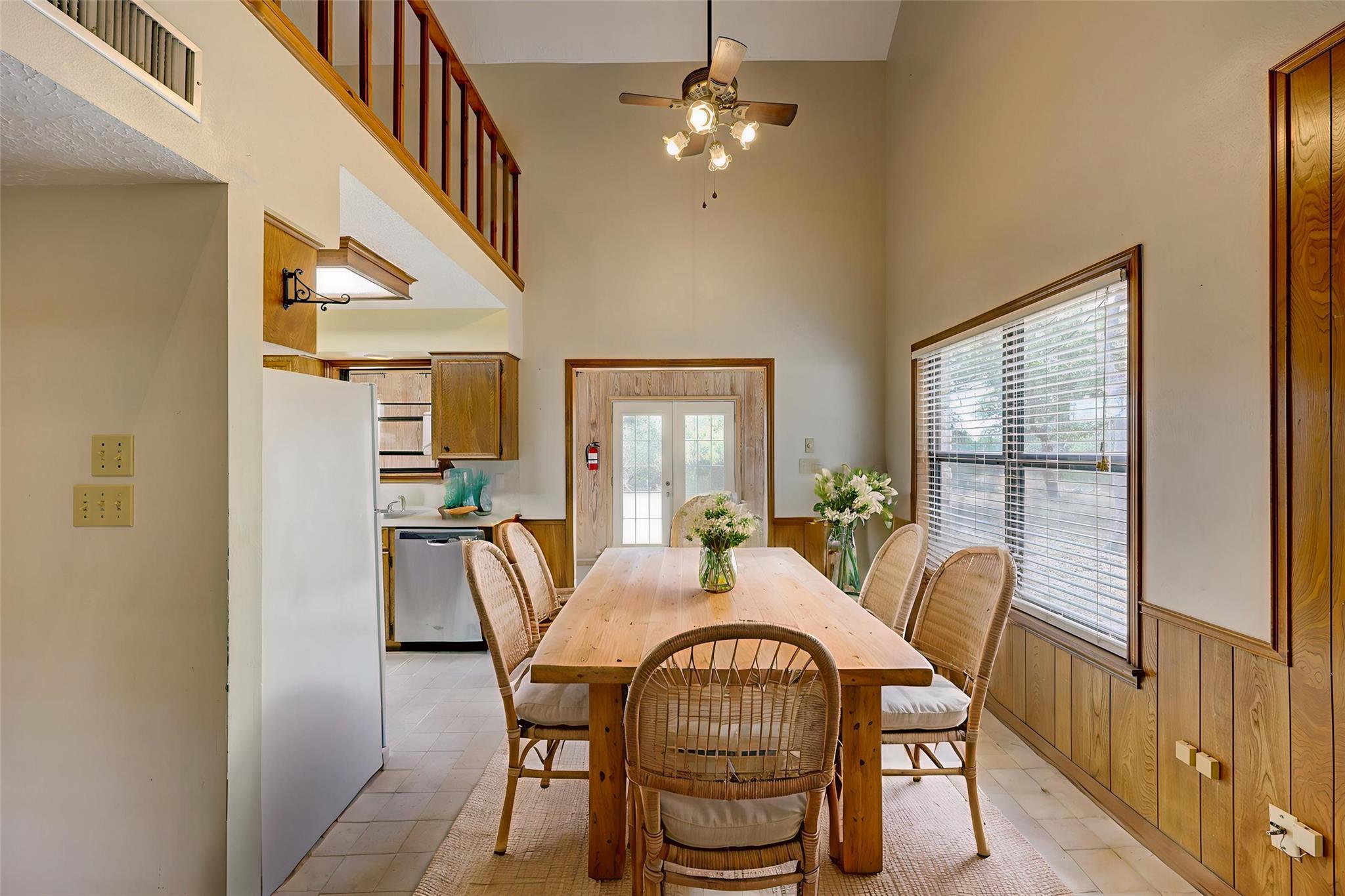 111 Circle Dr, Wimberley, TX 78676