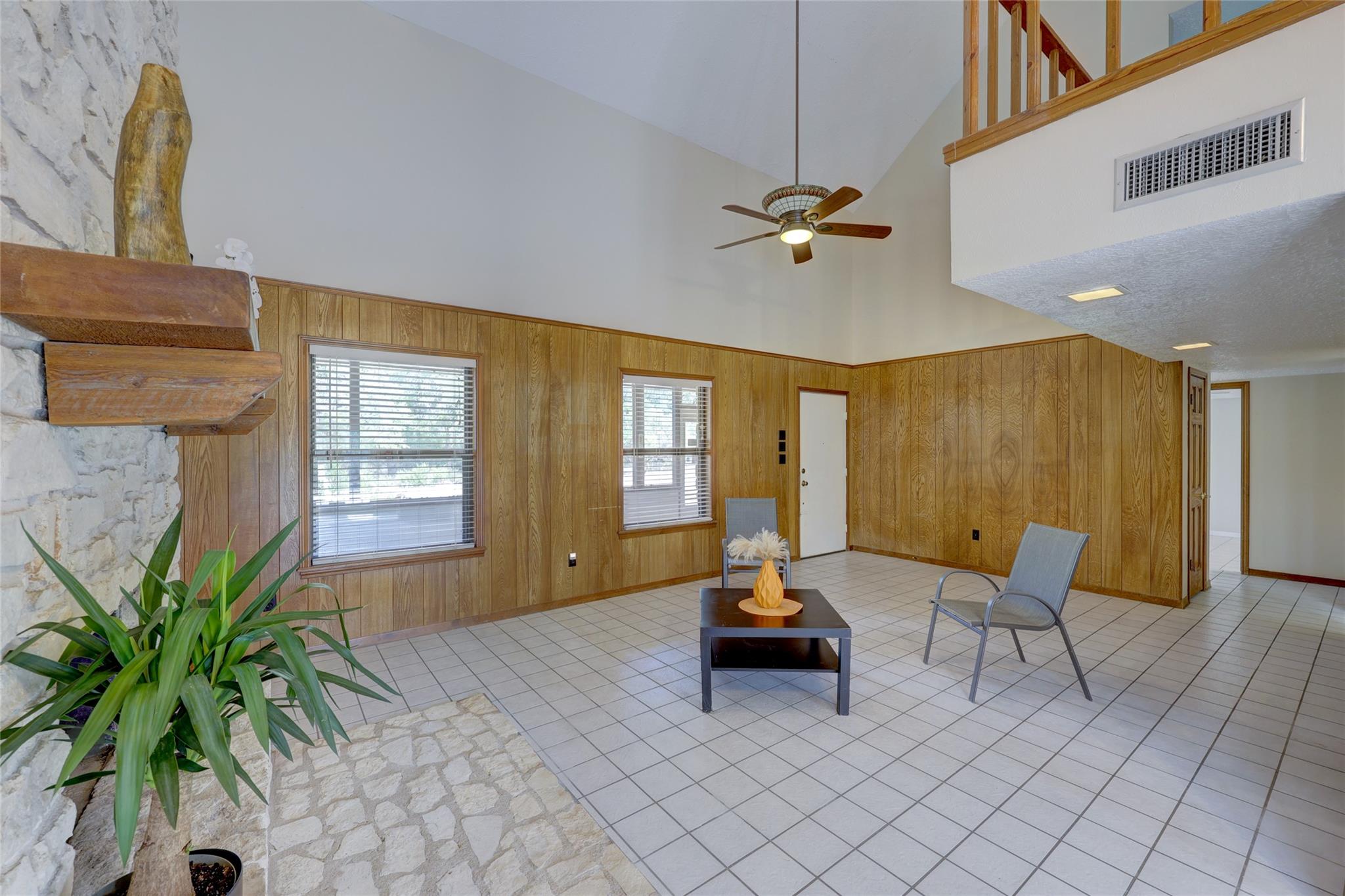 111 Circle Dr, Wimberley, TX 78676