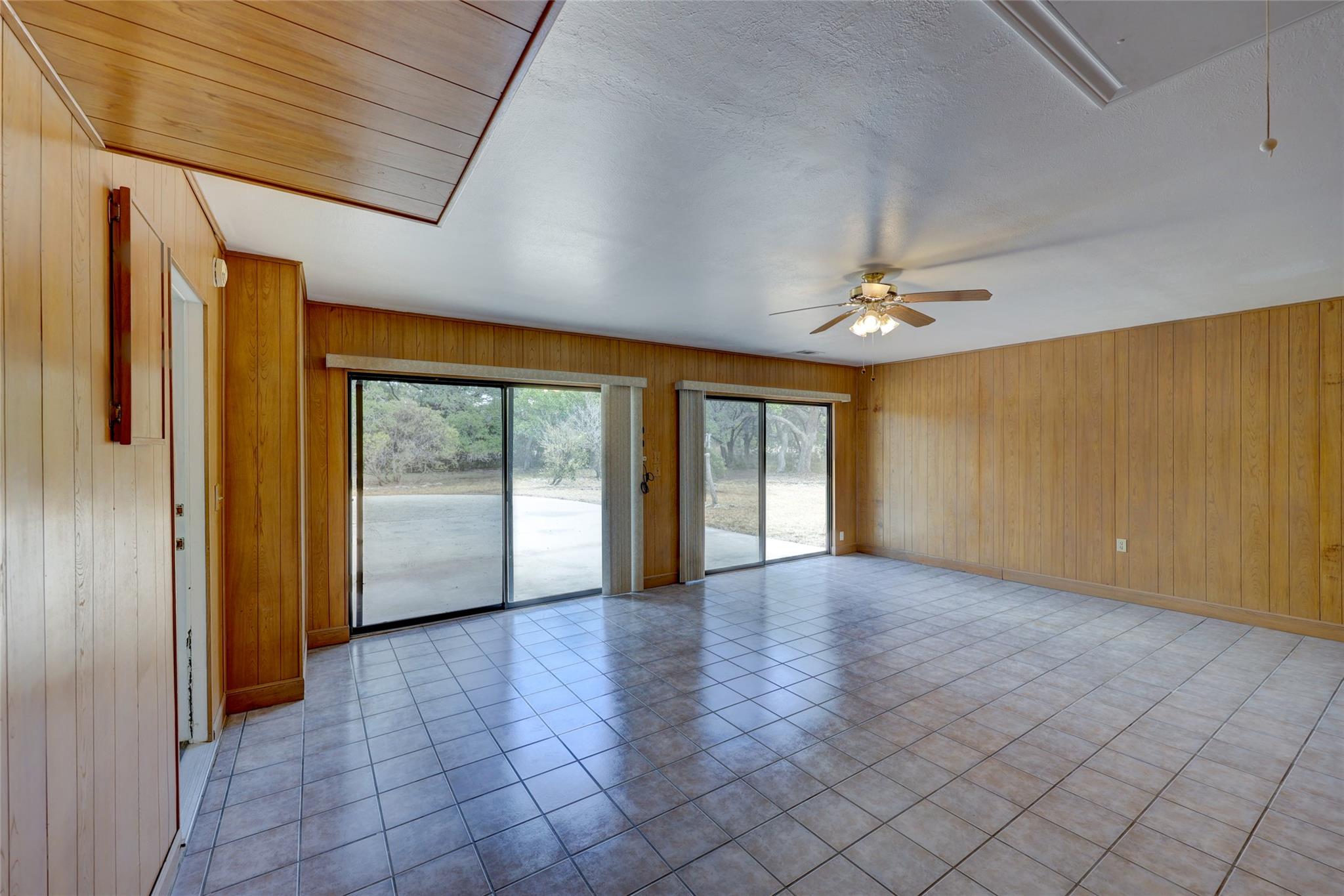 111 Circle Dr, Wimberley, TX 78676