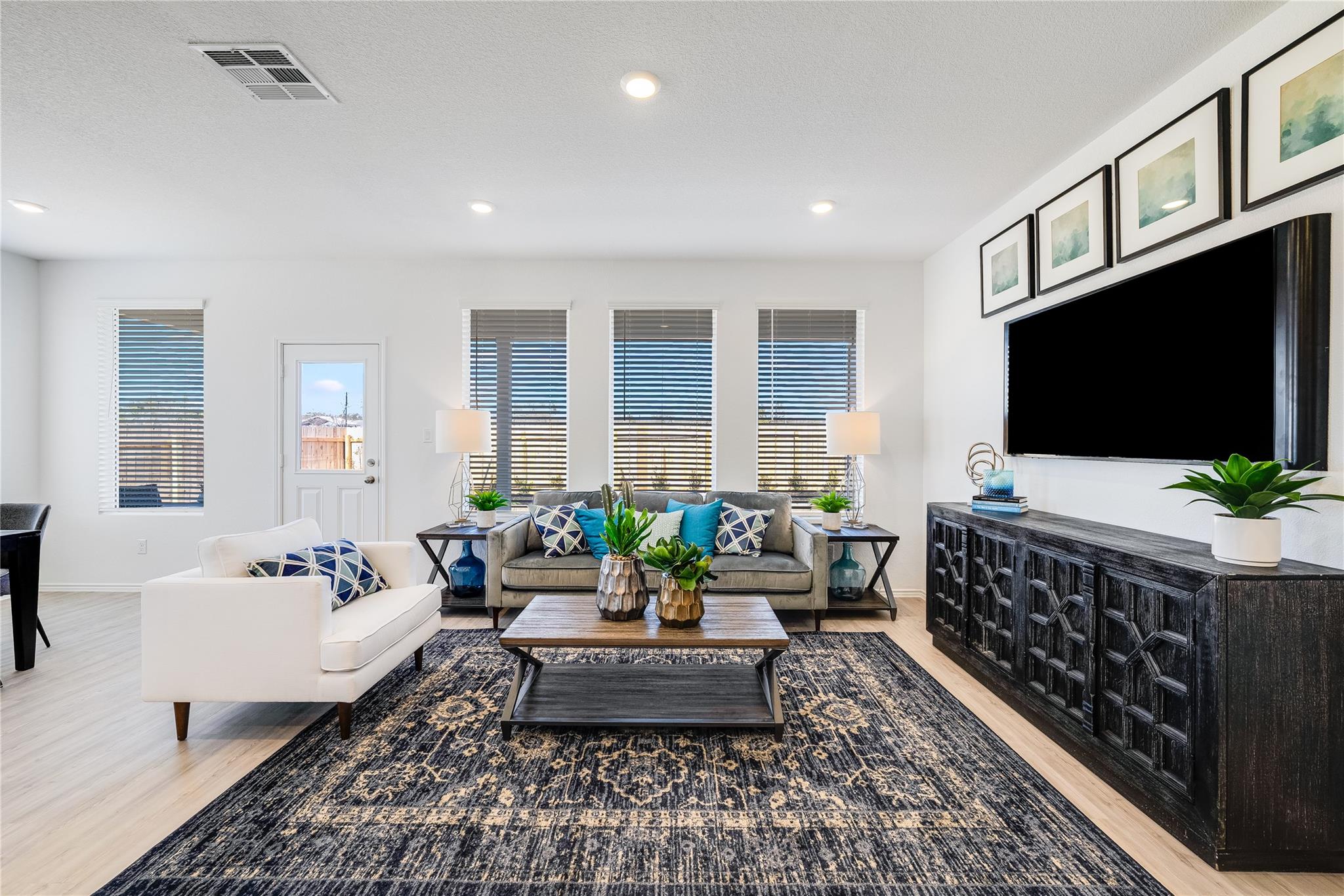 313 Rock Springs Dr, Marble Falls, TX 78654