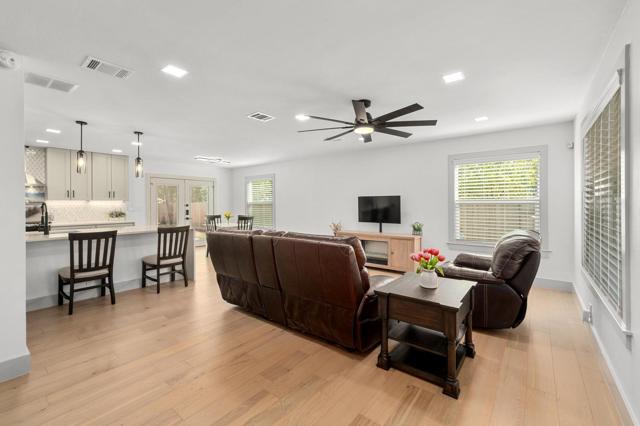 500 Arbor Ln, Austin, TX 78745