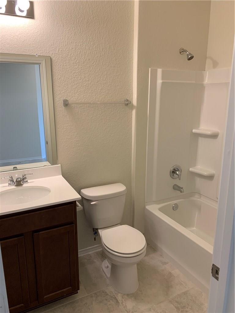 105 Berkeley Pl, Georgetown, TX 78628