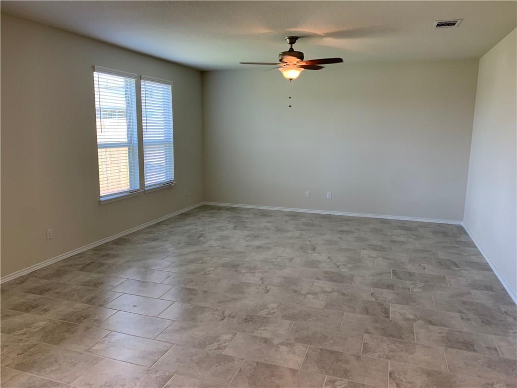 105 Berkeley Pl, Georgetown, TX 78628