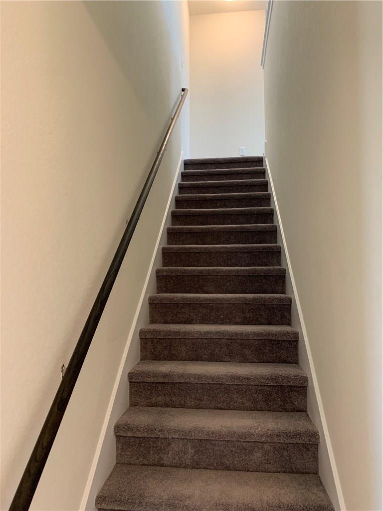 105 Berkeley Pl, Georgetown, TX 78628