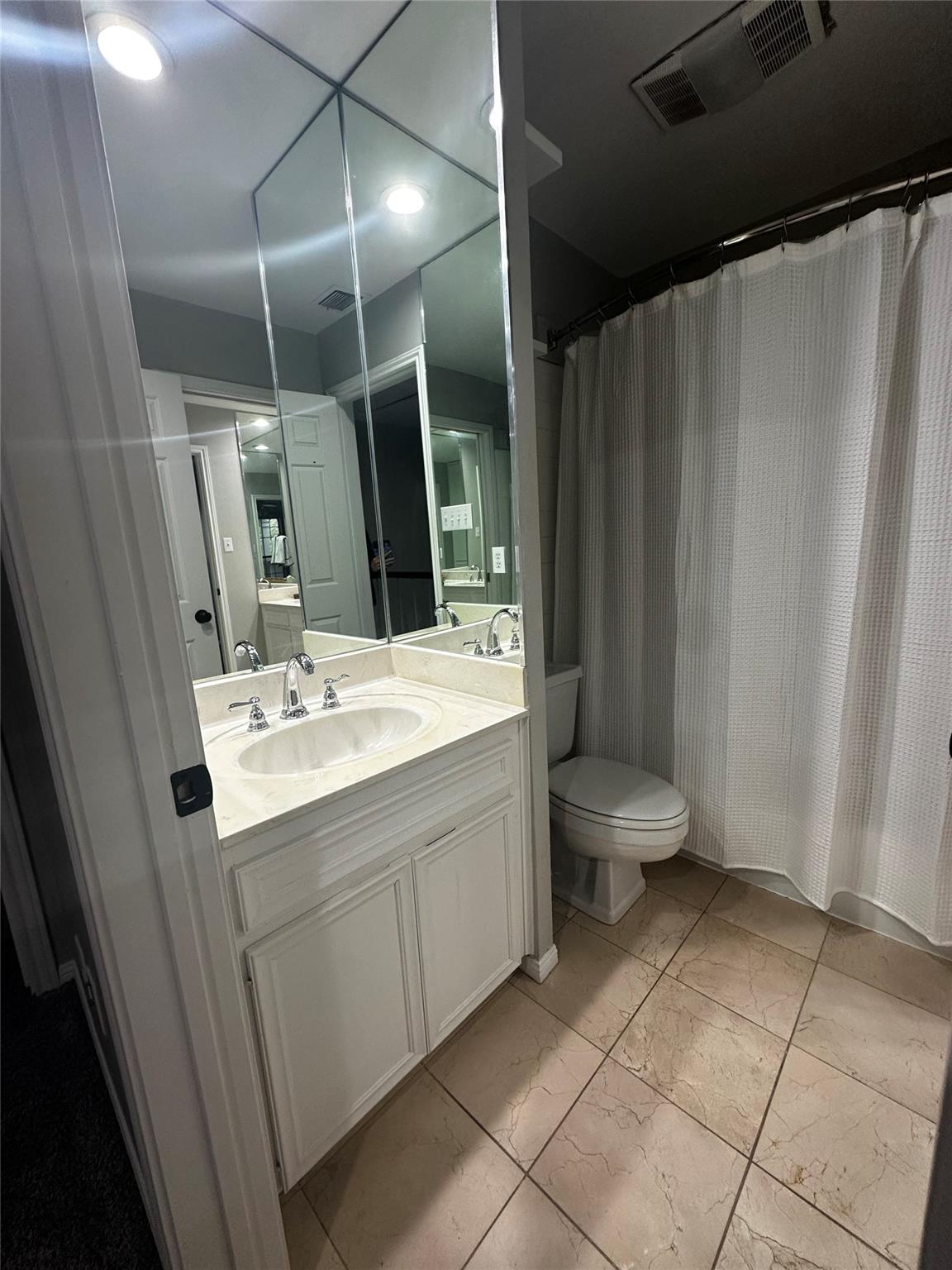 641 W 31st 1/2 St, Austin, TX 78705