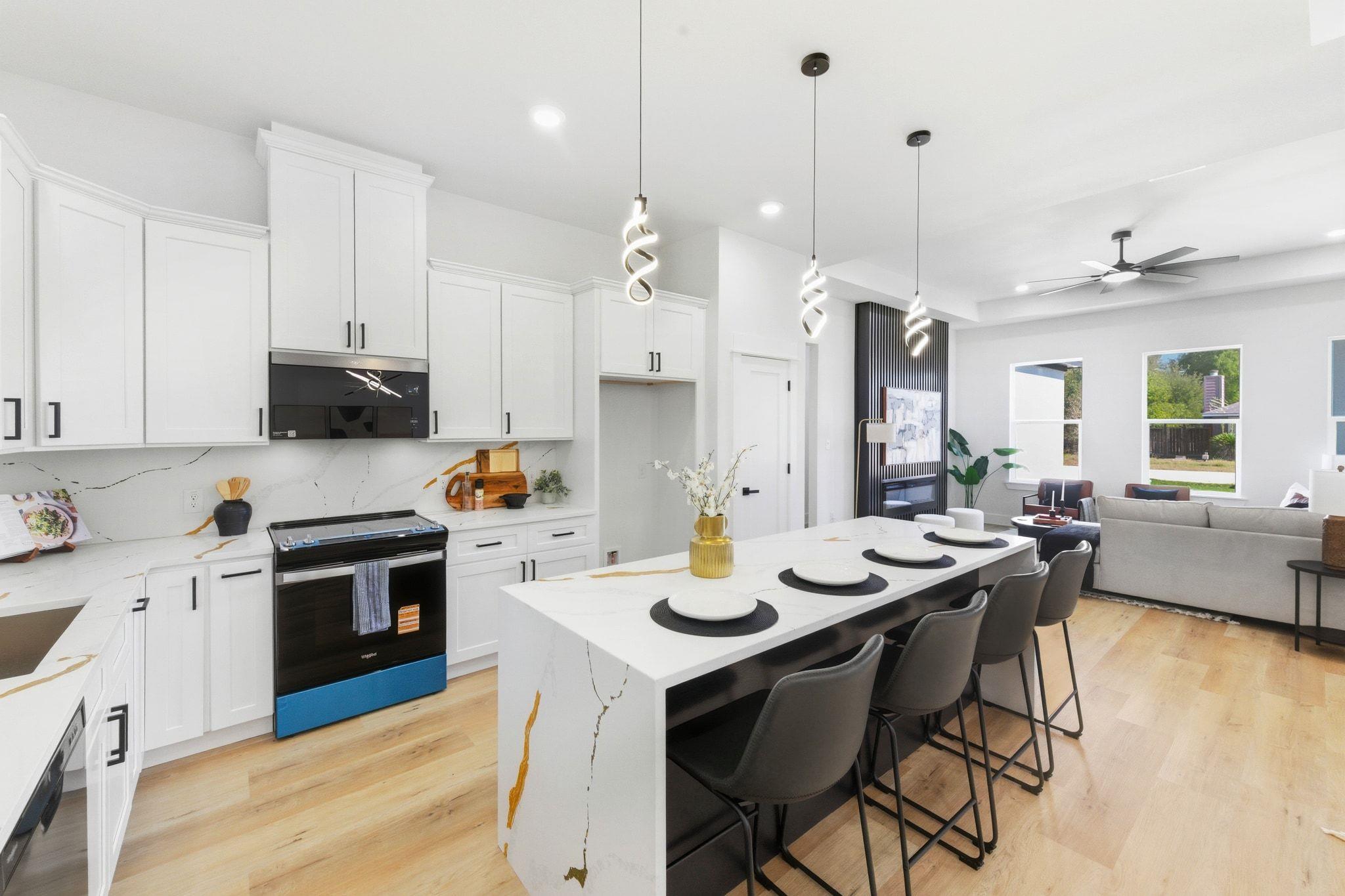 109 Kawainui Ln, Bastrop, TX 78602