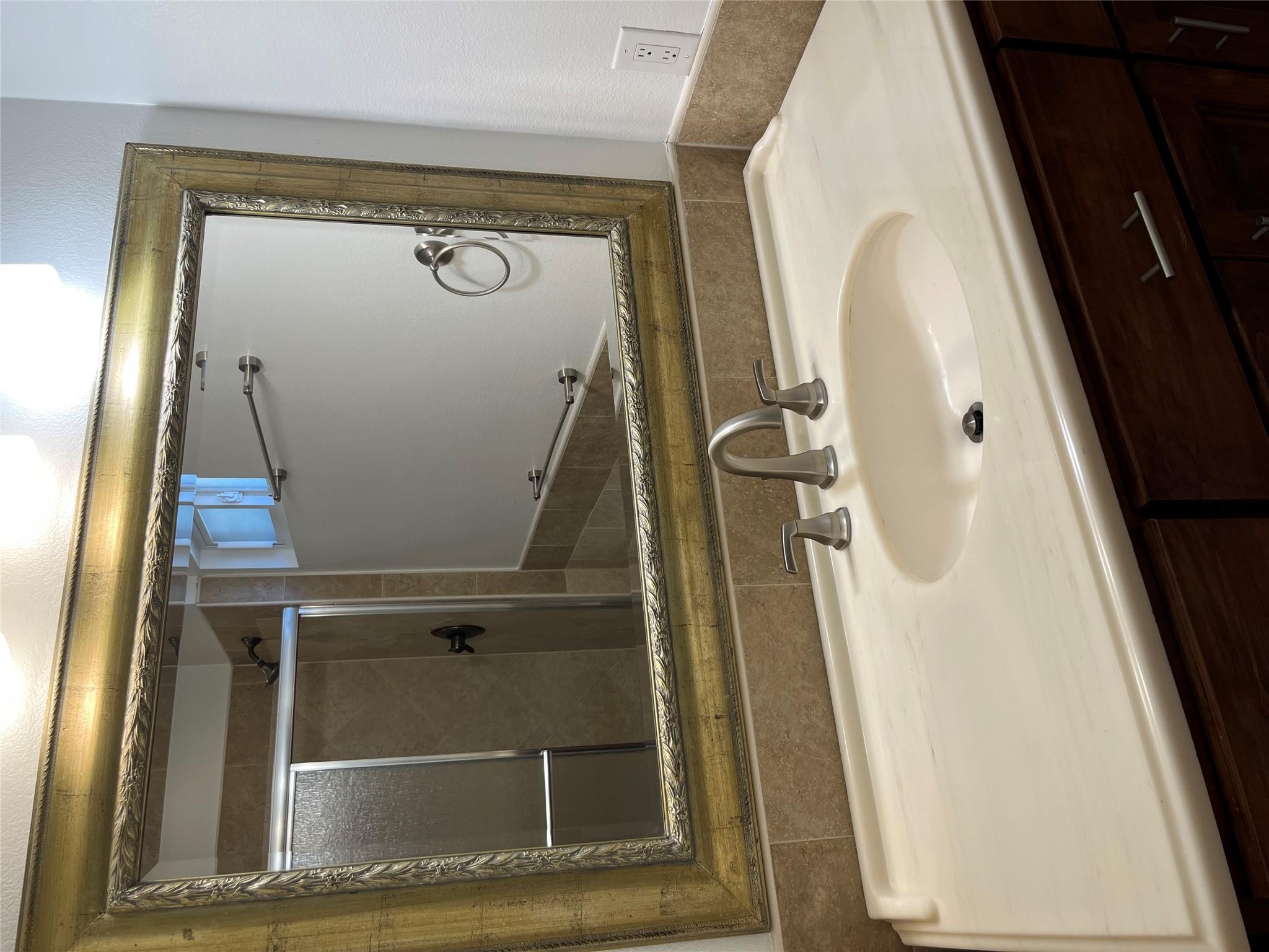 1502 Stokes Dr, San Marcos, TX 78666