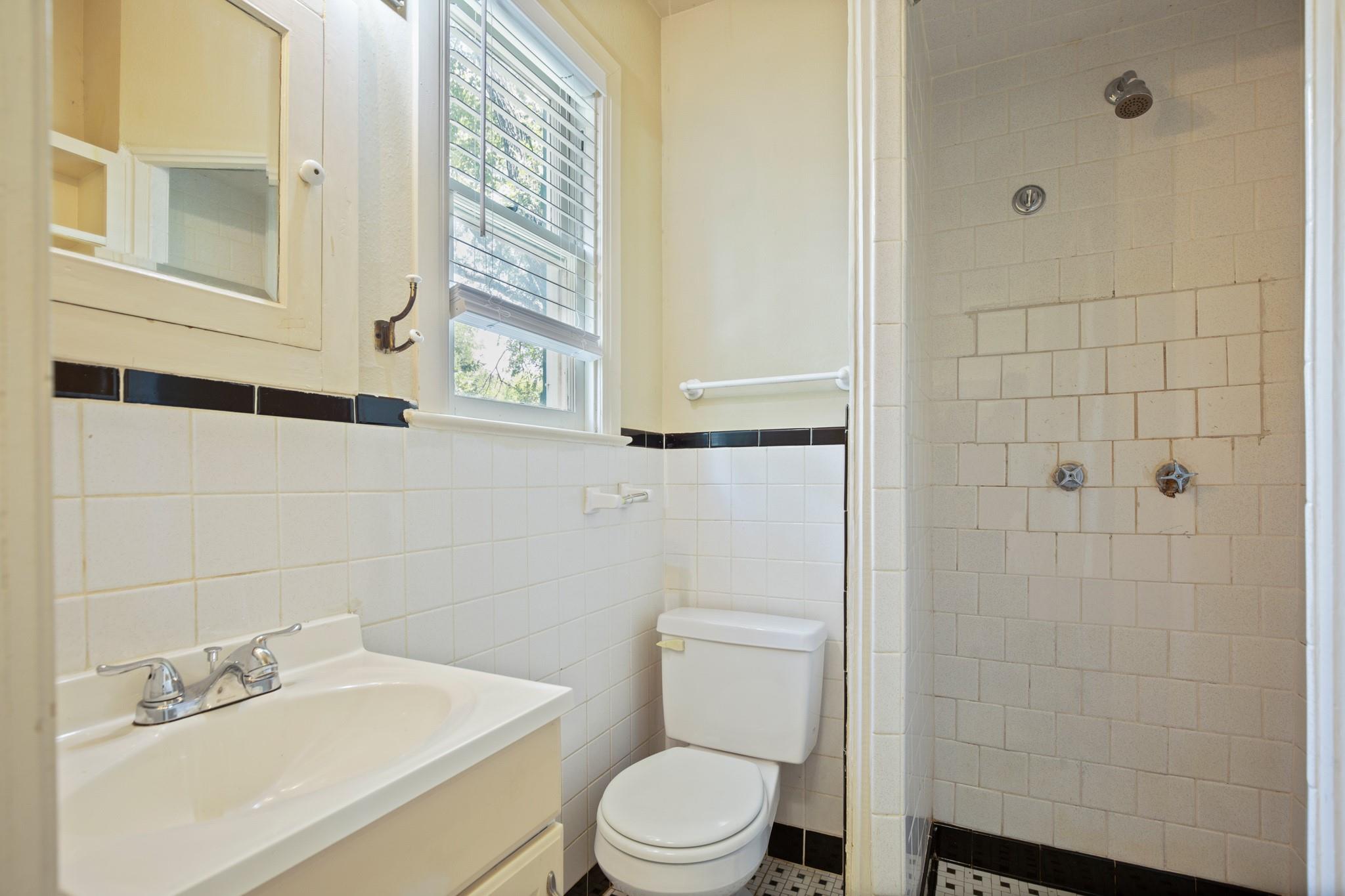 3115 Benelva, Austin, TX 78705