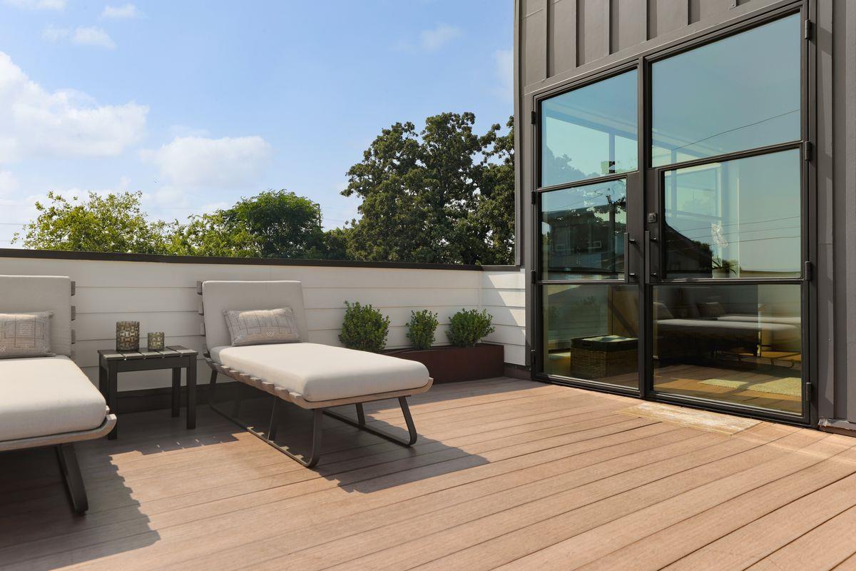 1911 E 10th St, Austin, TX 78702