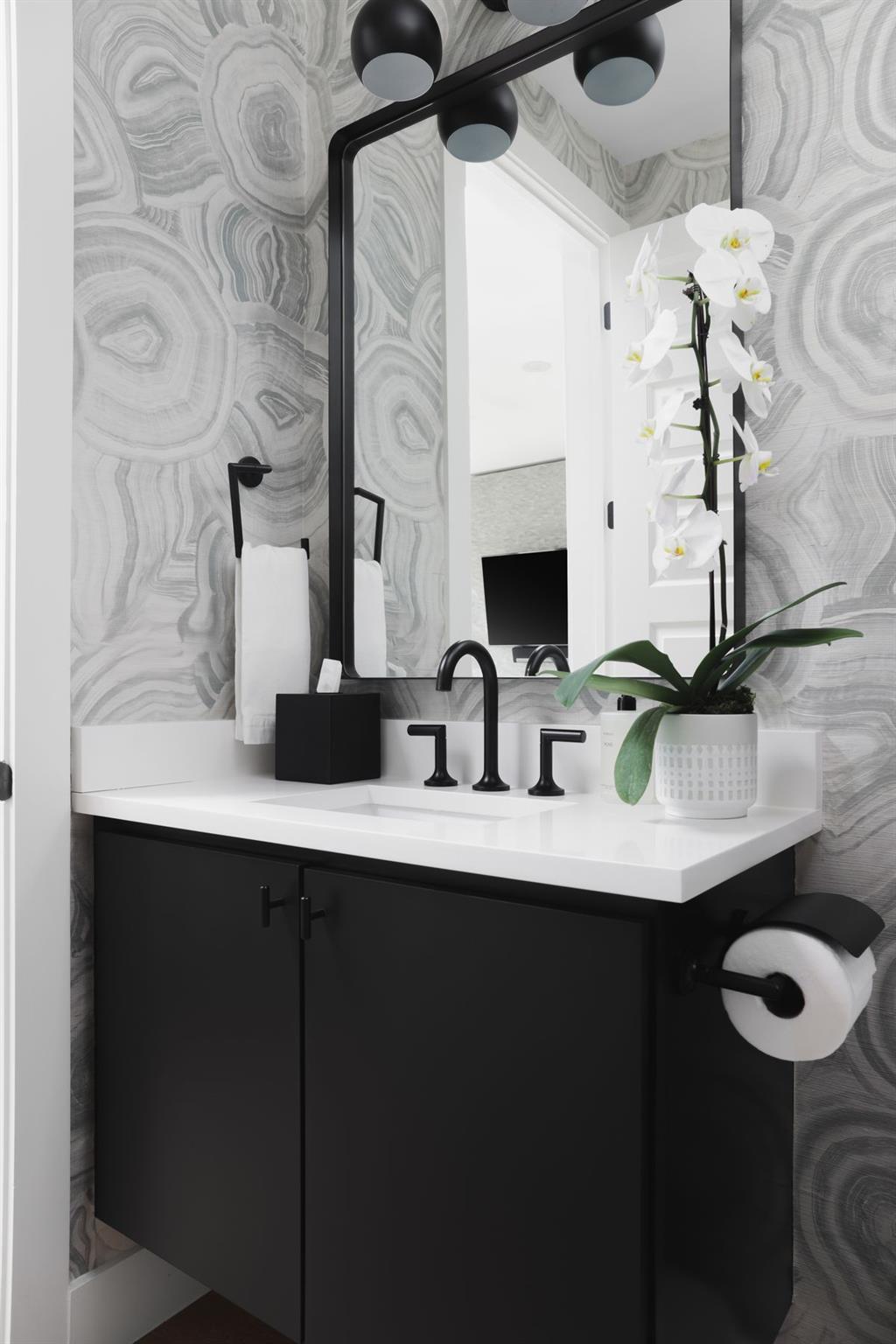 1911 E 10th St, Austin, TX 78702