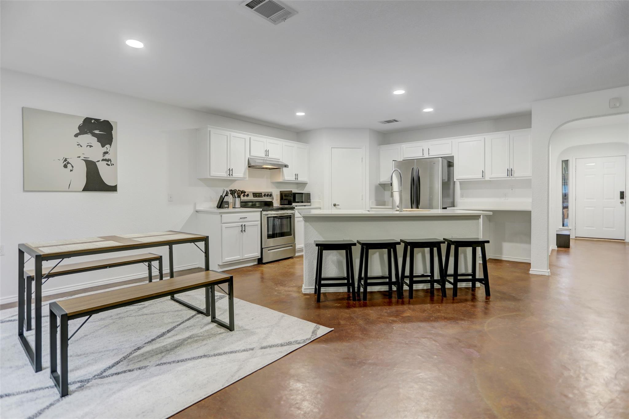 7107 Thannas Way, Austin, TX 78744