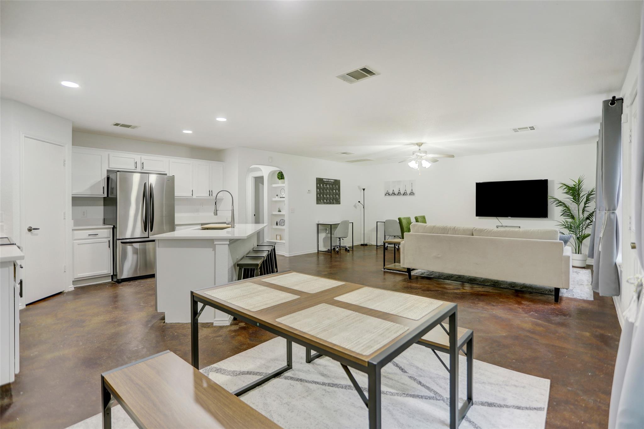 7107 Thannas Way, Austin, TX 78744