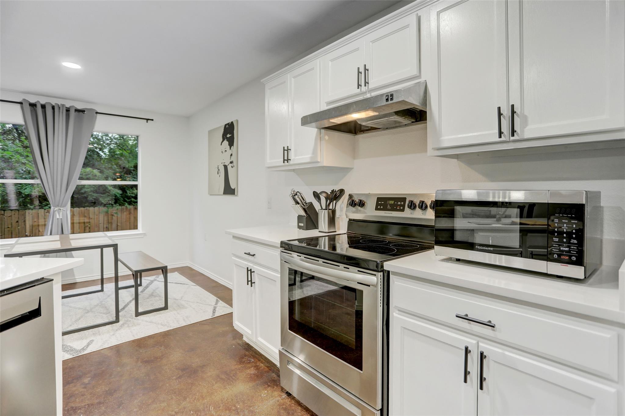 7107 Thannas Way, Austin, TX 78744