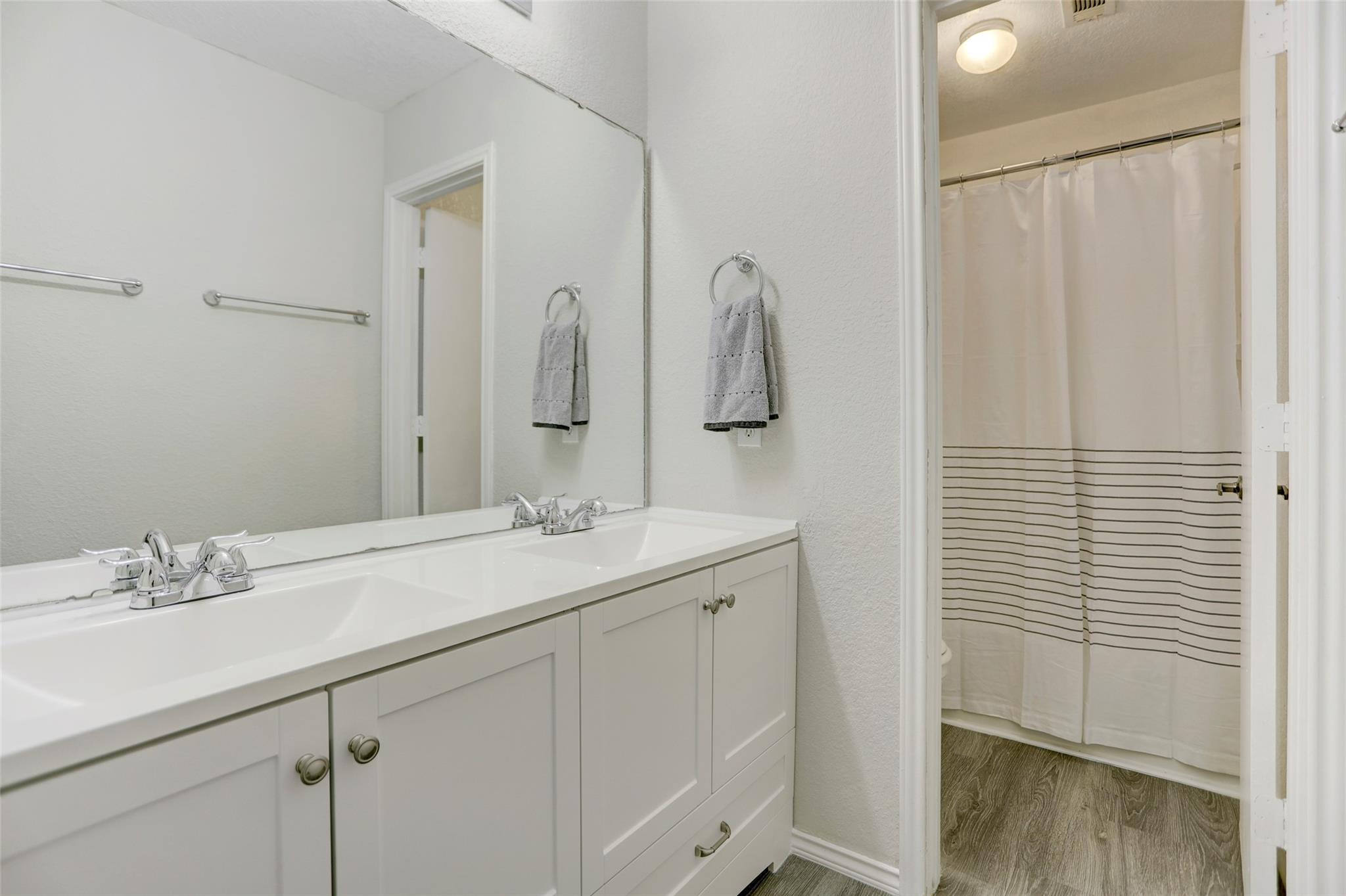 7107 Thannas Way, Austin, TX 78744