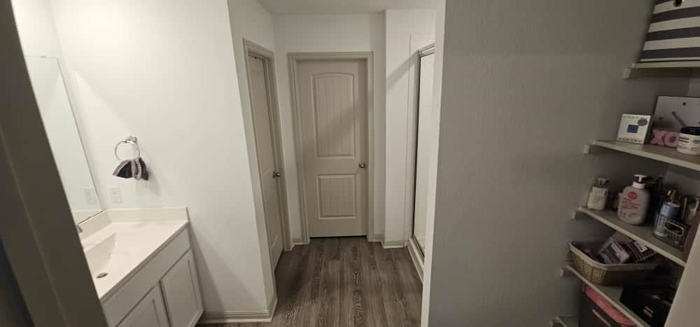 223 Sweetwater Creek Ln, Hutto, TX 78634