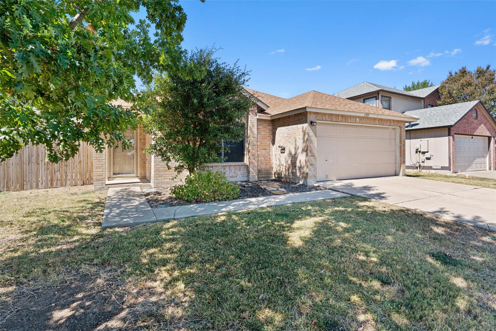 1353 Lakeside Loop, Round Rock, TX 78665