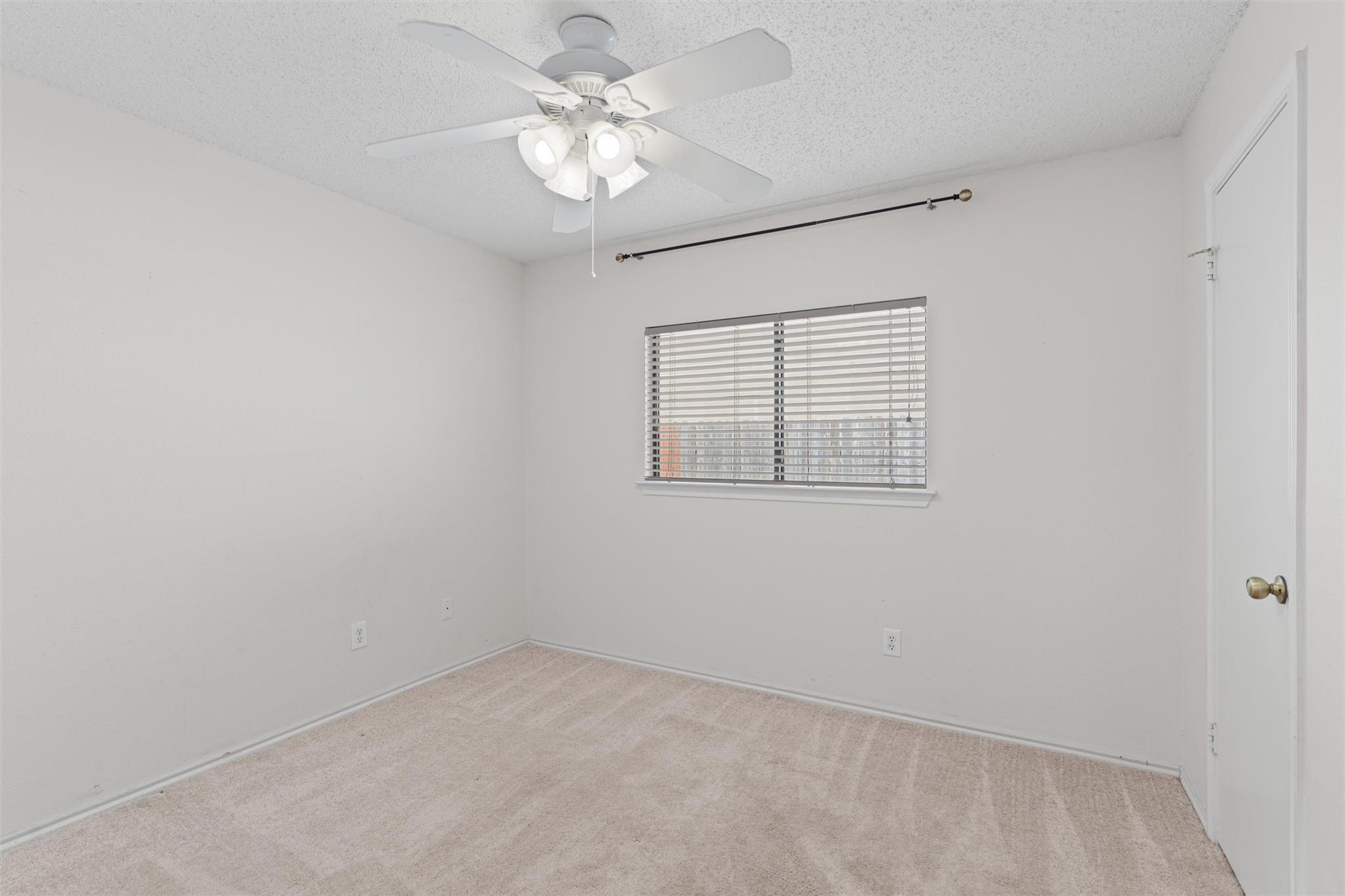 1353 Lakeside Loop, Round Rock, TX 78665