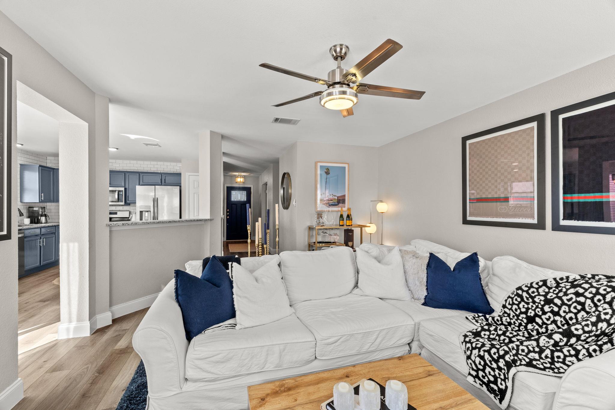 1506 Woodstone S, Cedar Park, TX 78613