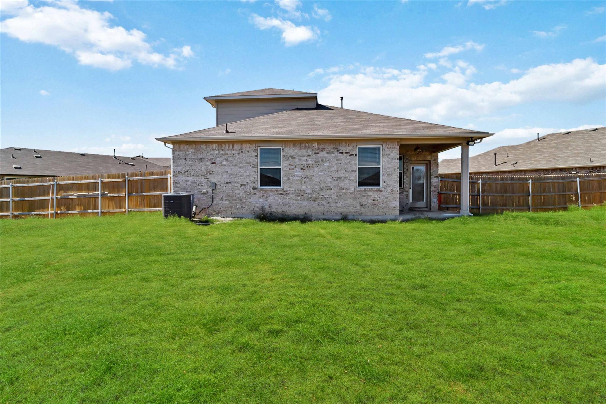 226 Coralbean Dr, Kyle, TX 78640