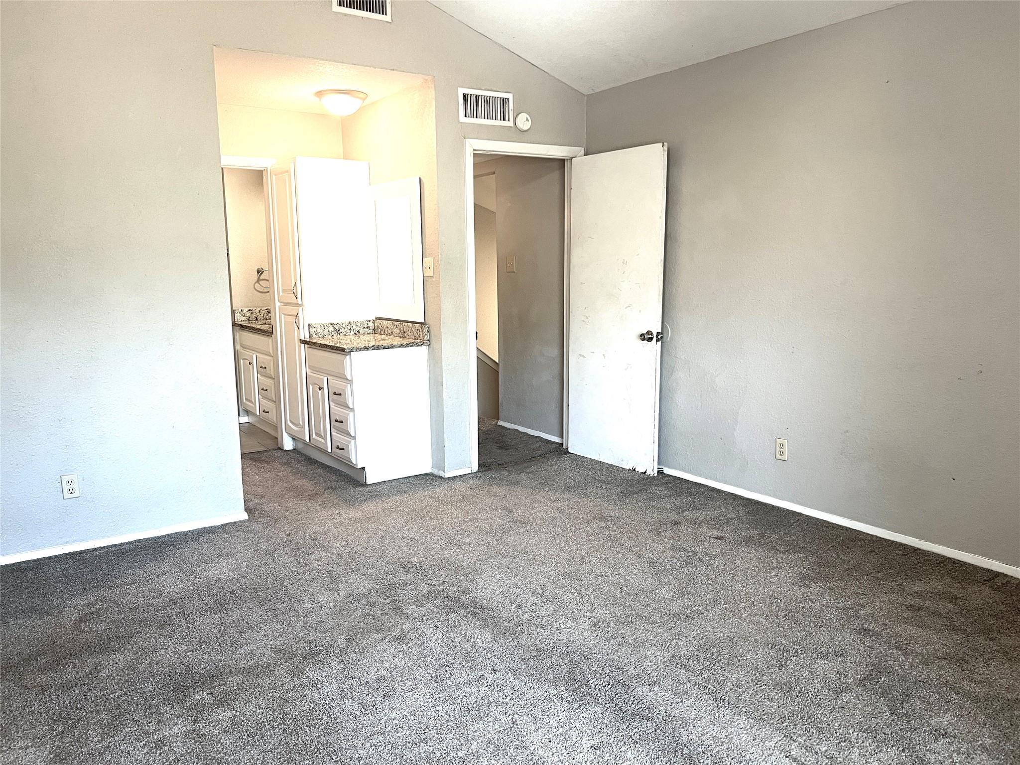 6900 Lovely Ln, Austin, TX 78744