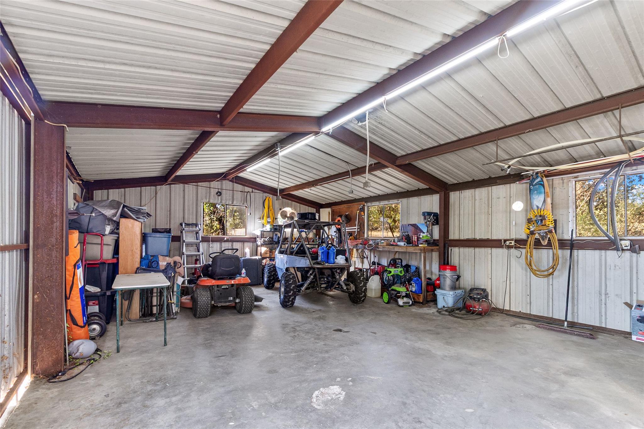 100 South St, Tow, TX 78672