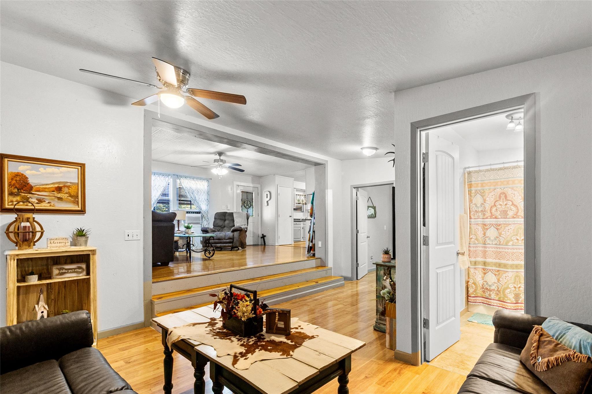 100 South St, Tow, TX 78672