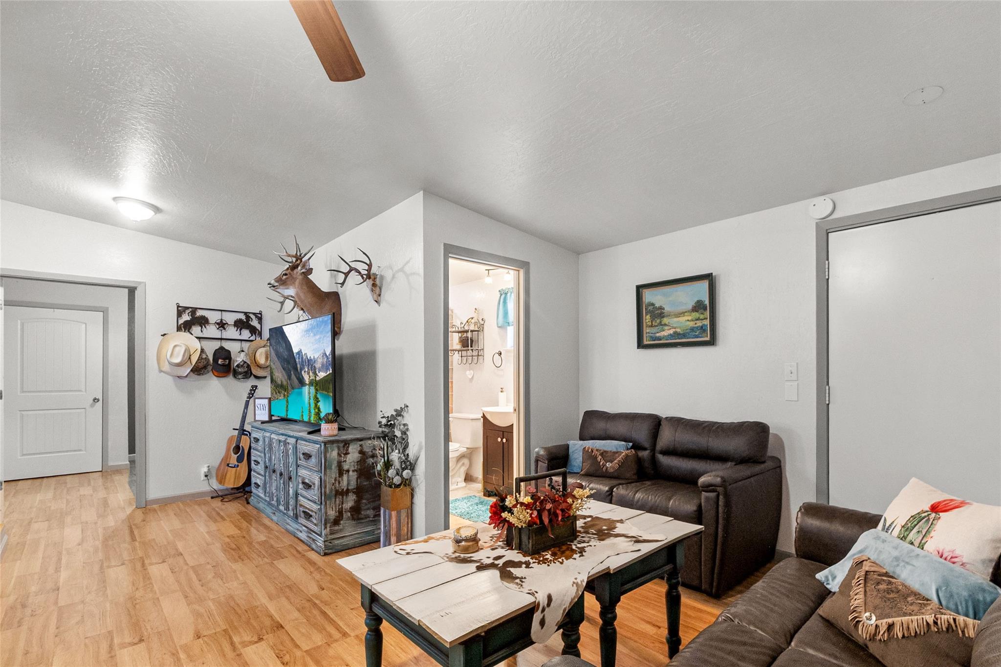 100 South St, Tow, TX 78672