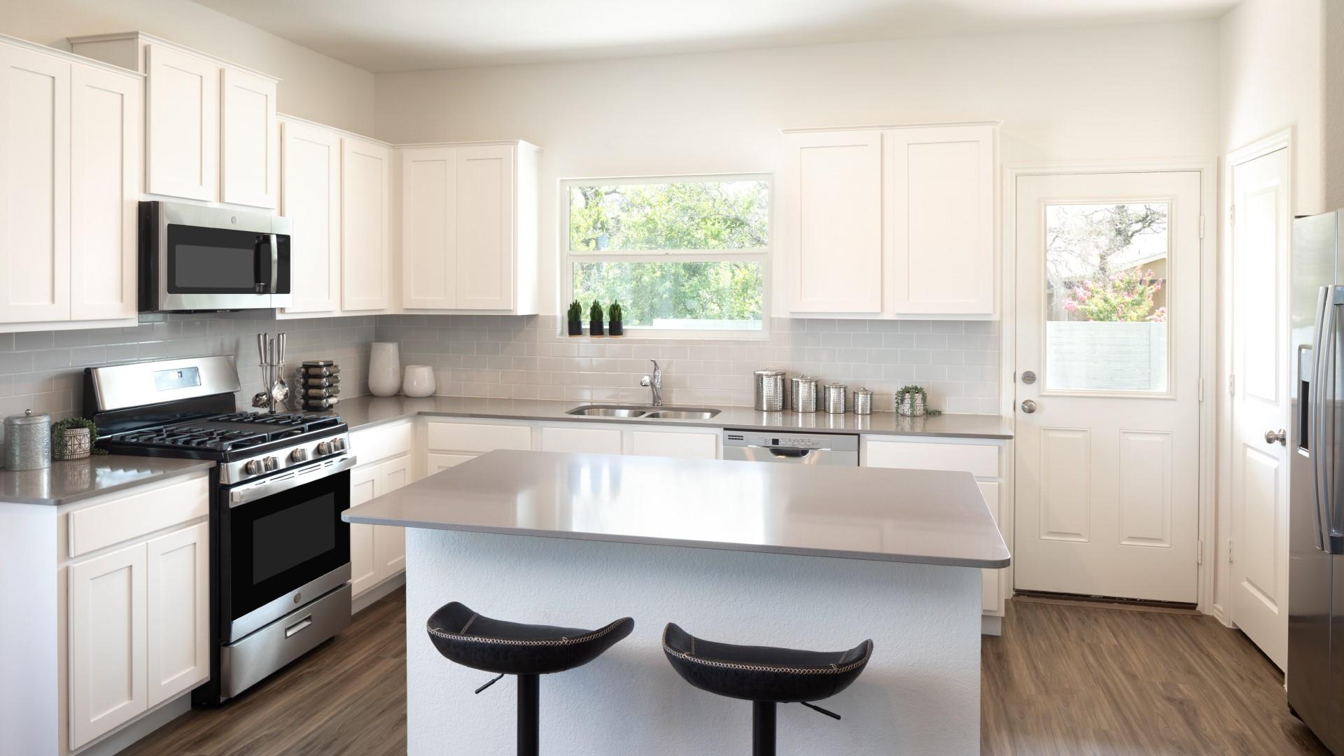 585 Sormonne Loop, Kyle, TX 78640