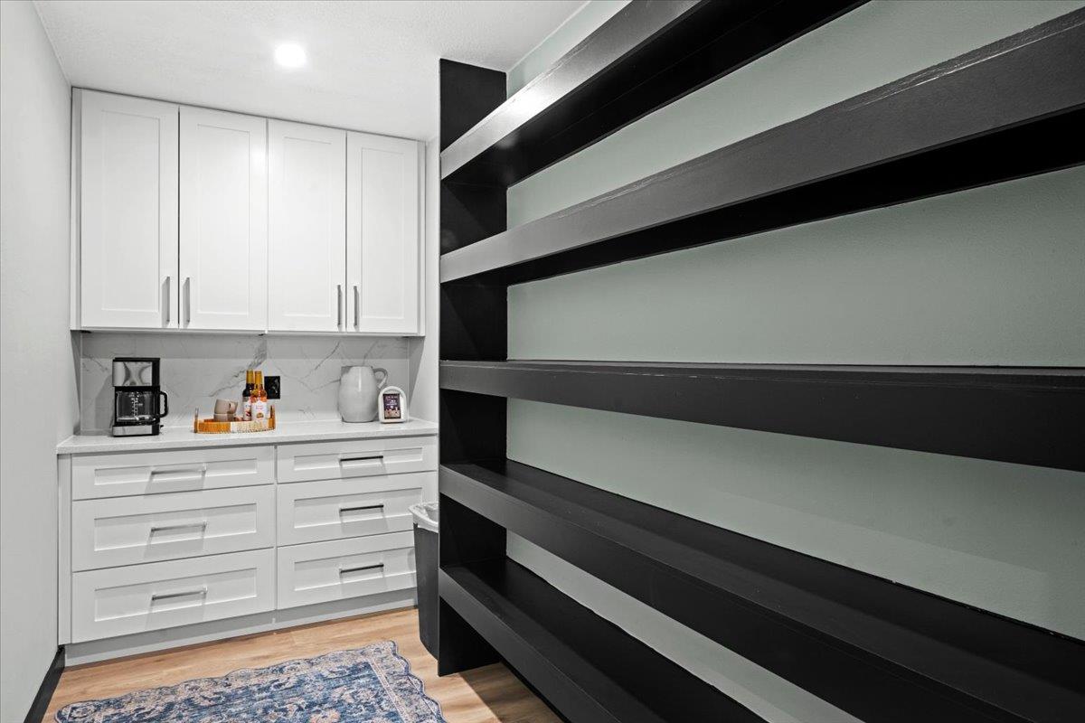 7006 Whispering Creek Dr, Austin, TX 78736