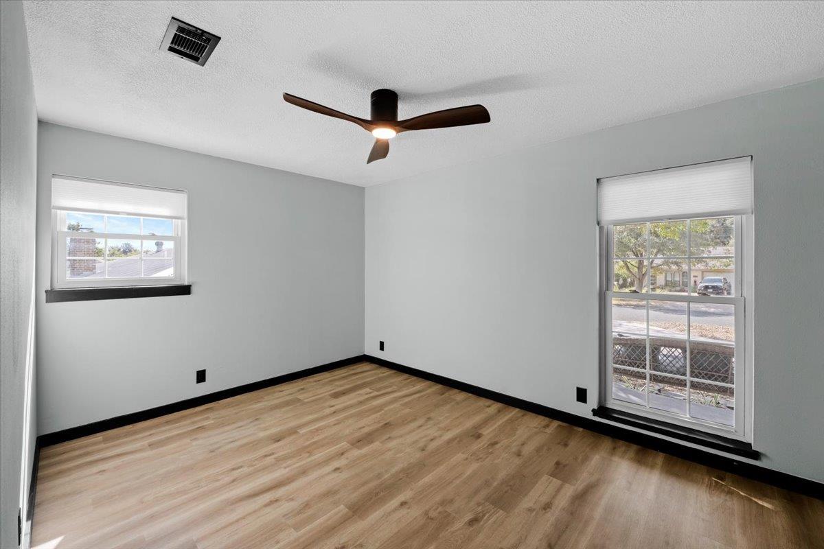 7006 Whispering Creek Dr, Austin, TX 78736