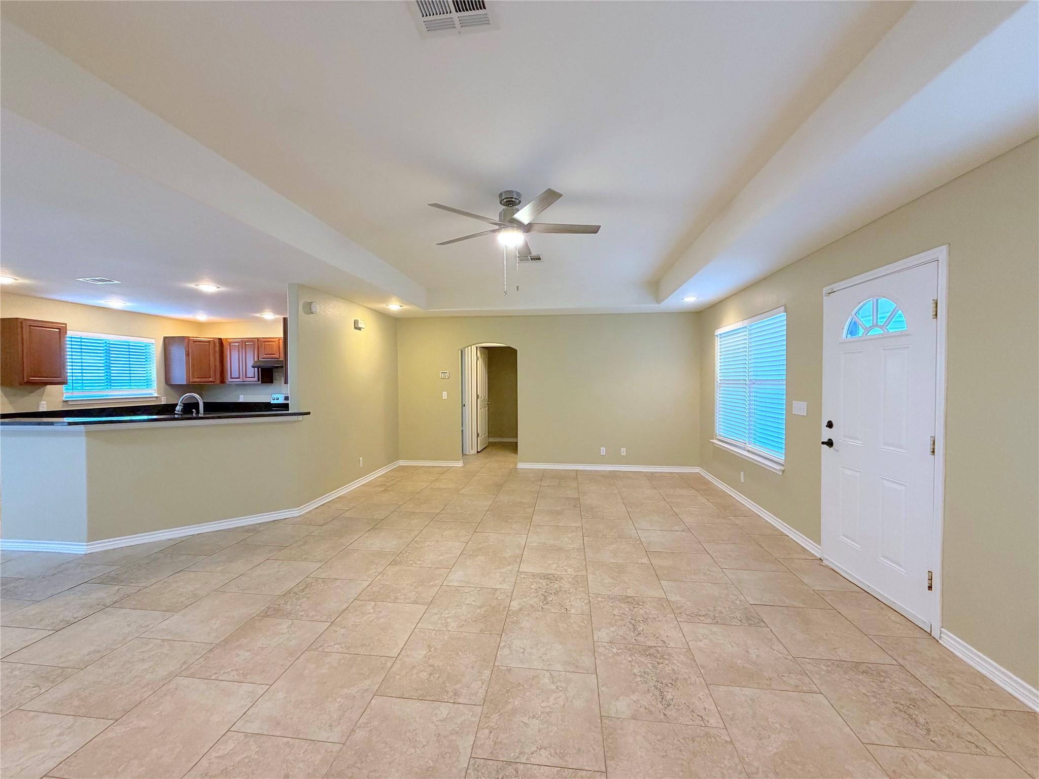 849 Scenic Hills Dr, Canyon Lake, TX 78133