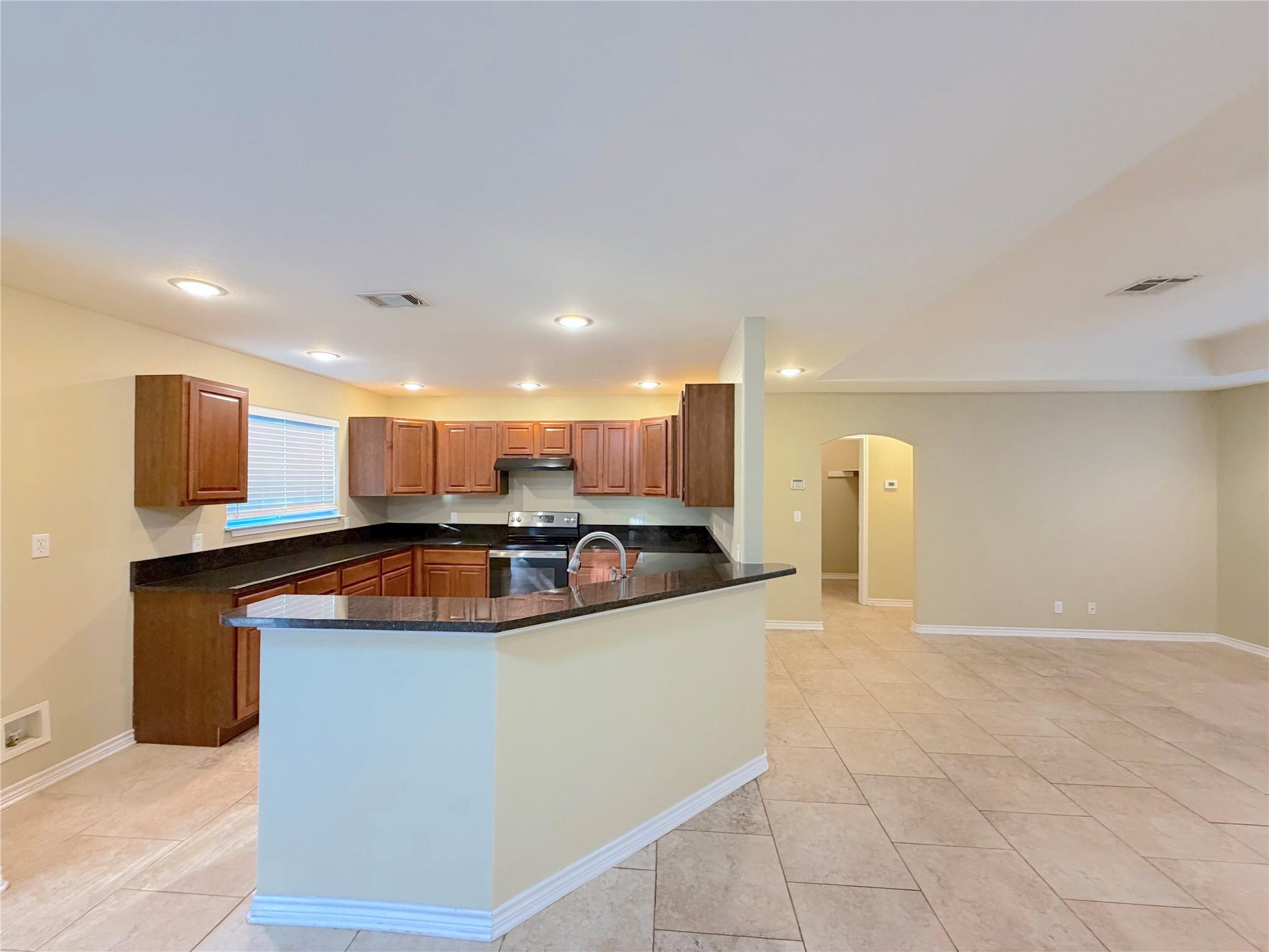 849 Scenic Hills Dr, Canyon Lake, TX 78133