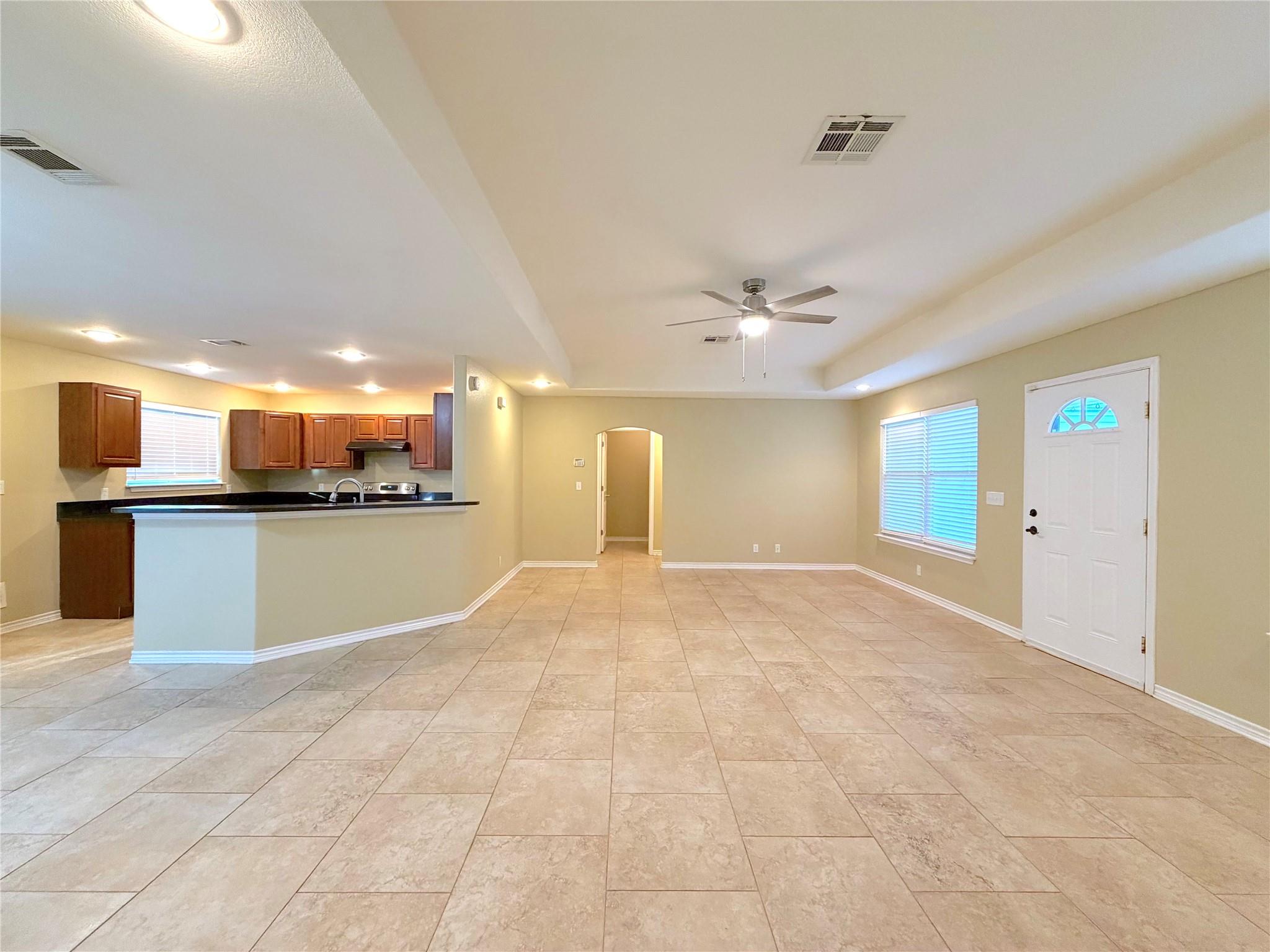 849 Scenic Hills Dr, Canyon Lake, TX 78133