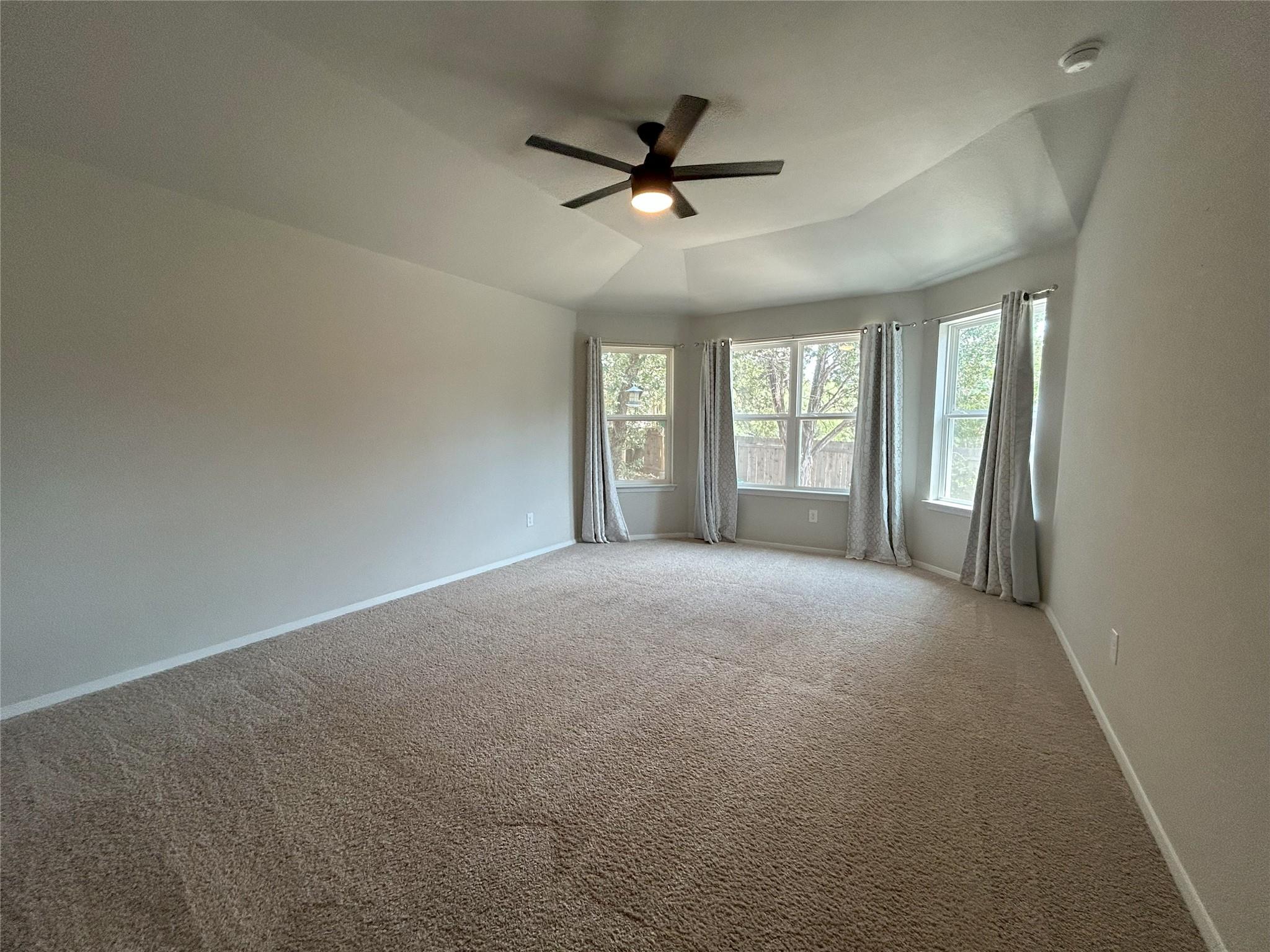 21713 Ticonderoga Ave, Lago Vista, TX 78645