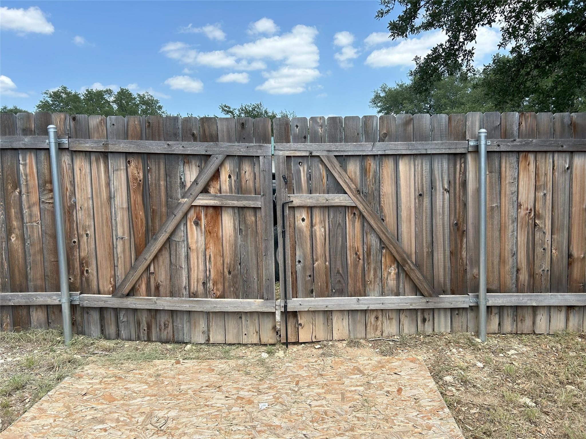 21713 Ticonderoga Ave, Lago Vista, TX 78645