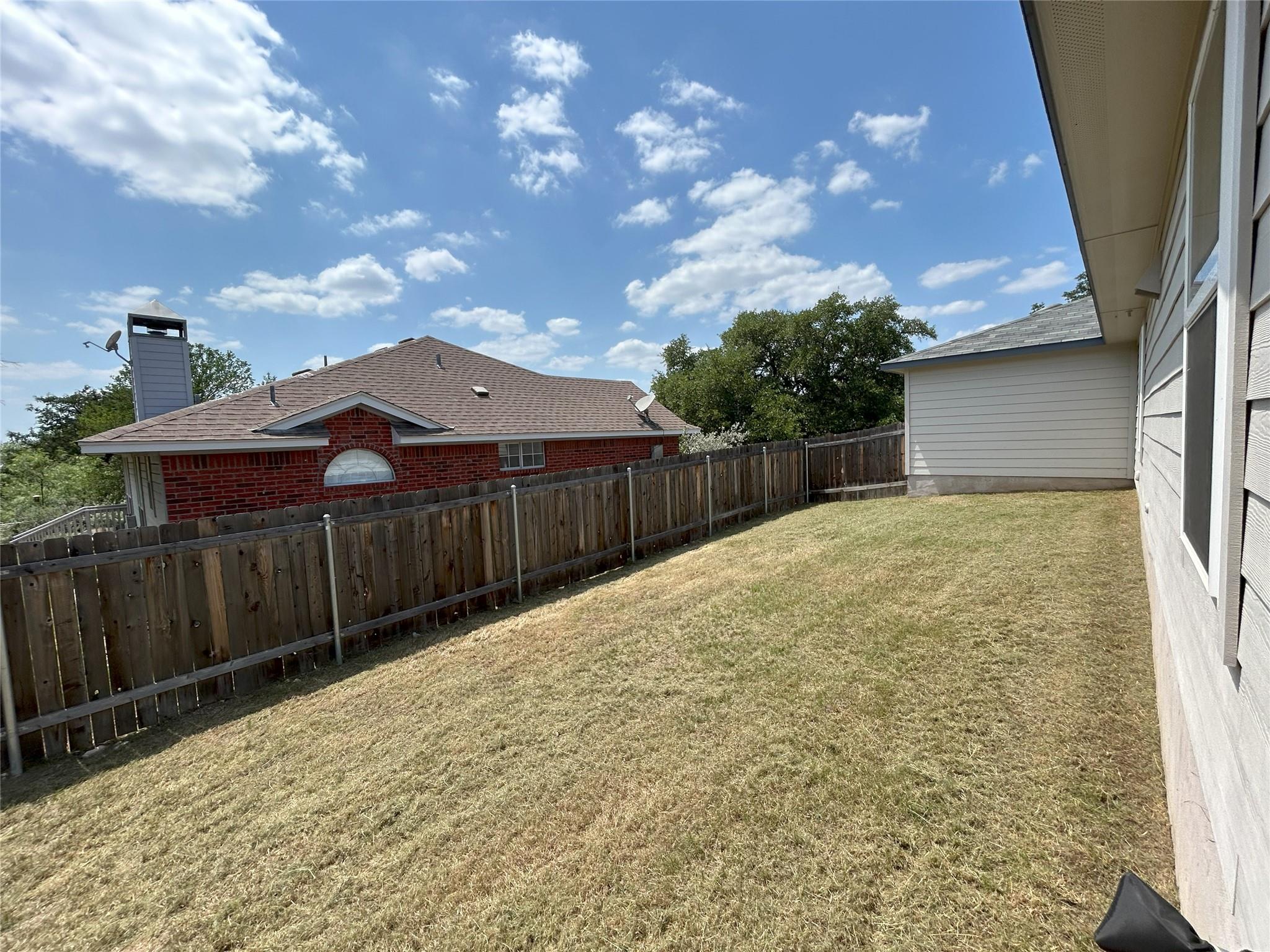 21713 Ticonderoga Ave, Lago Vista, TX 78645