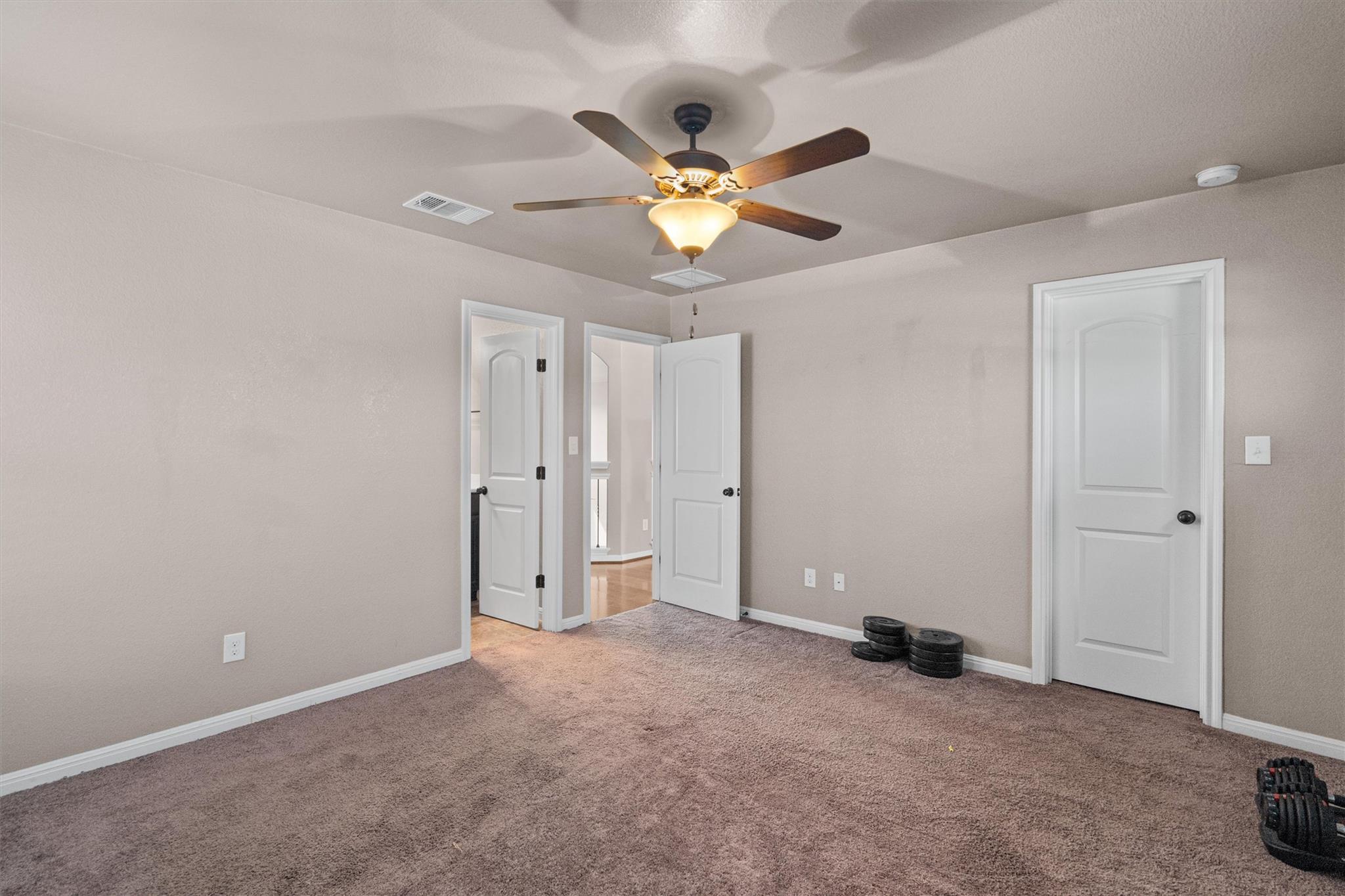 5941 Mantalcino Dr, Round Rock, TX 78665