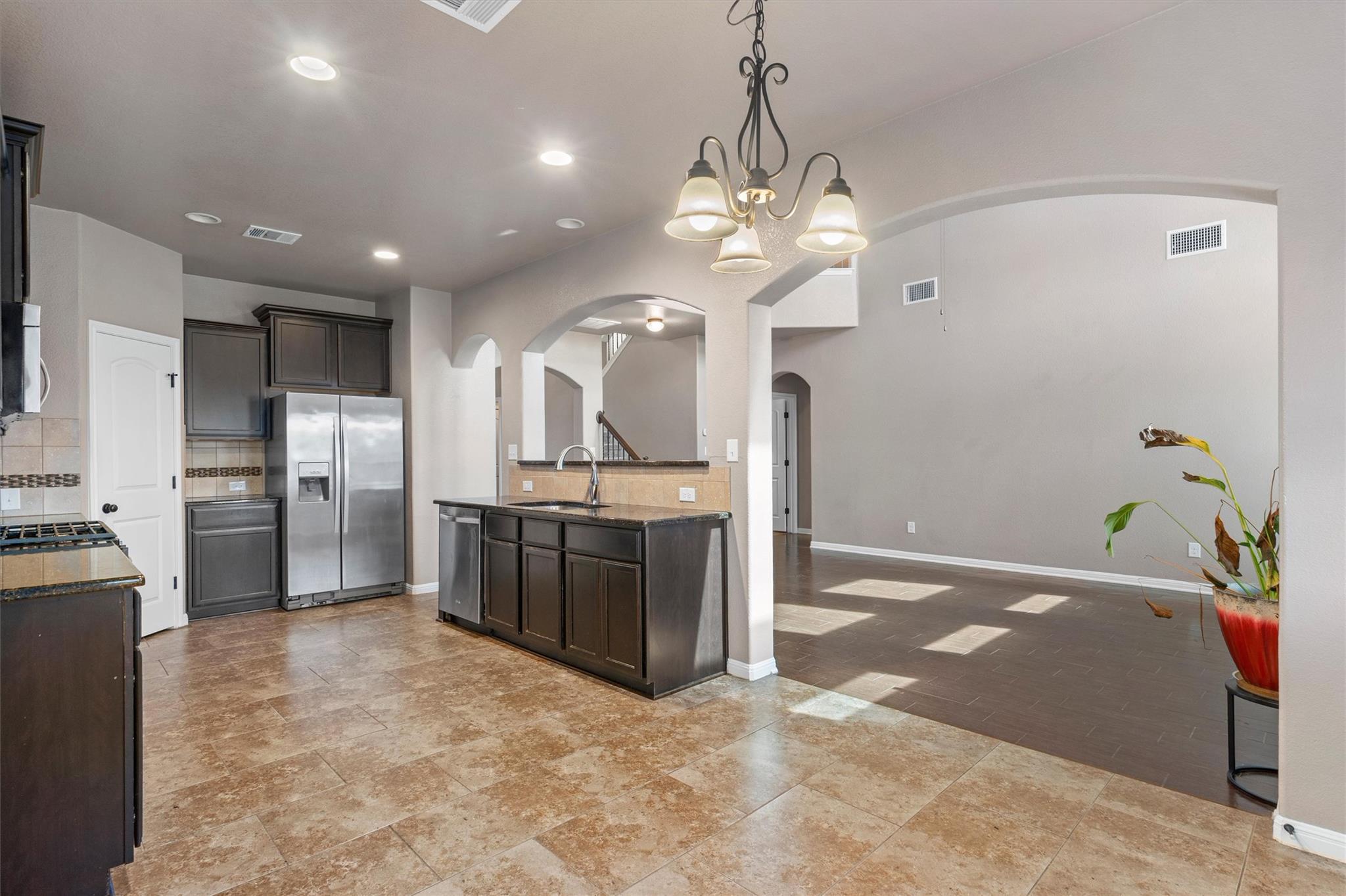 5941 Mantalcino Dr, Round Rock, TX 78665