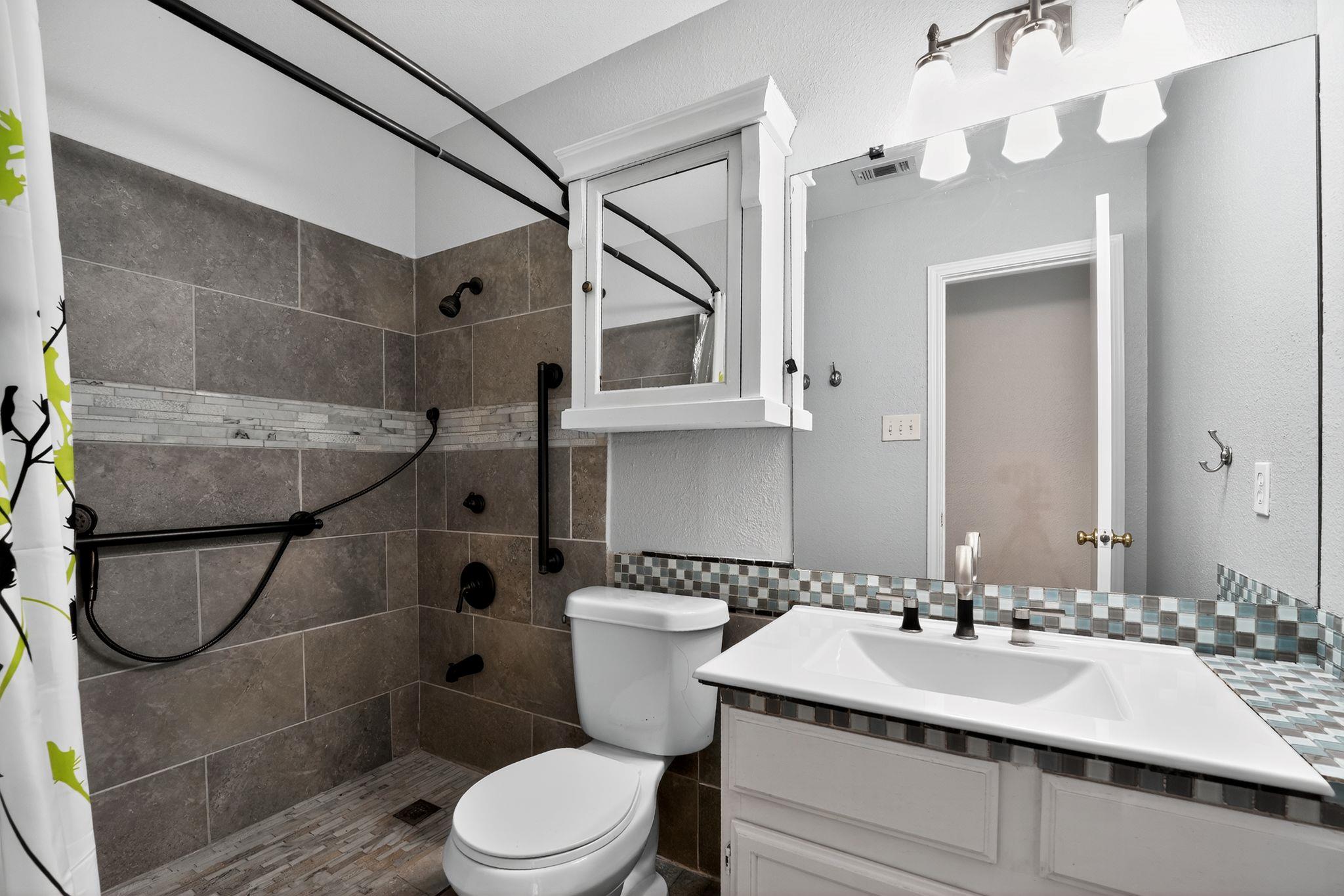 8406 Siskin Cv, Austin, TX 78745