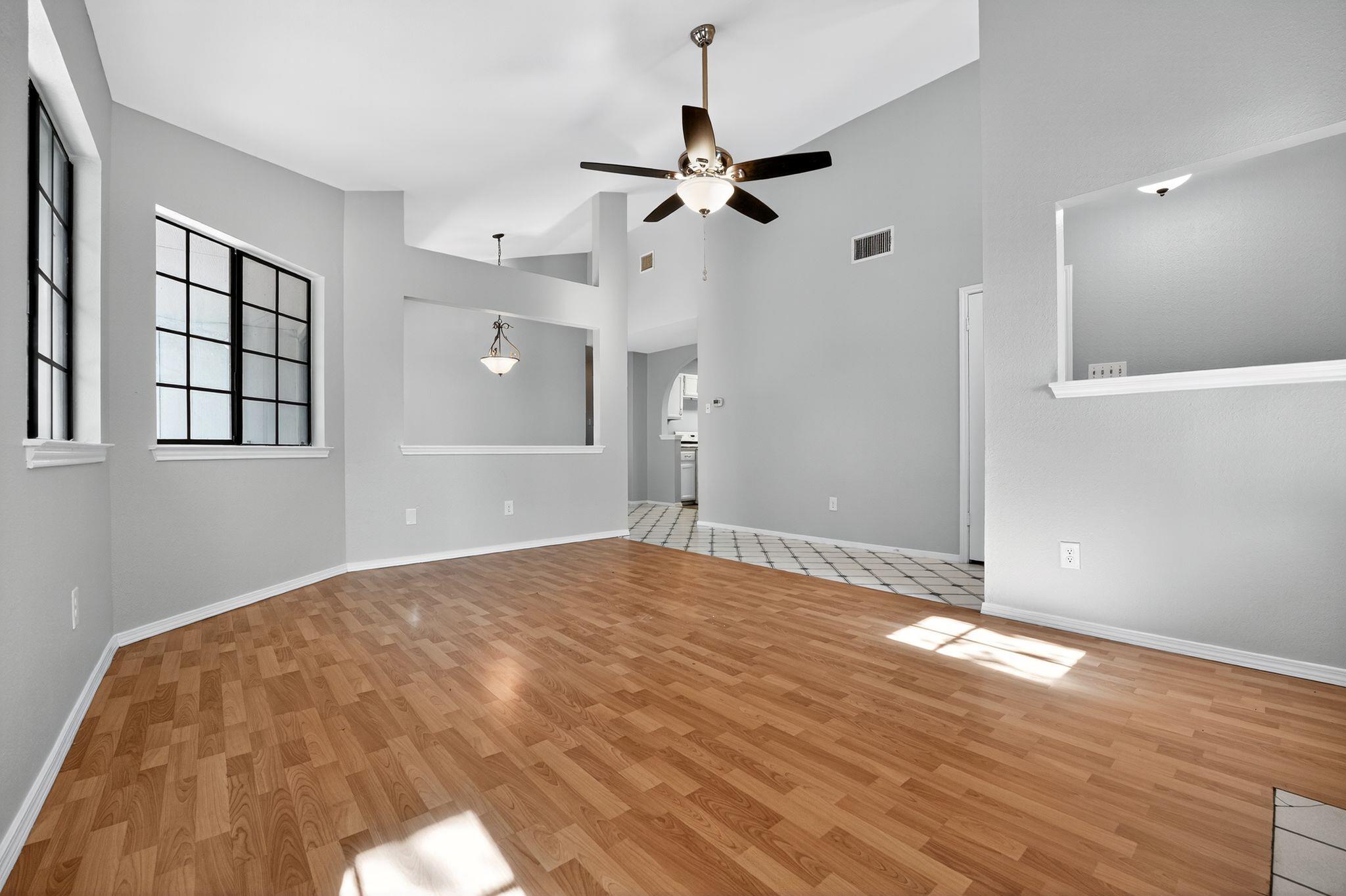 8406 Siskin Cv, Austin, TX 78745